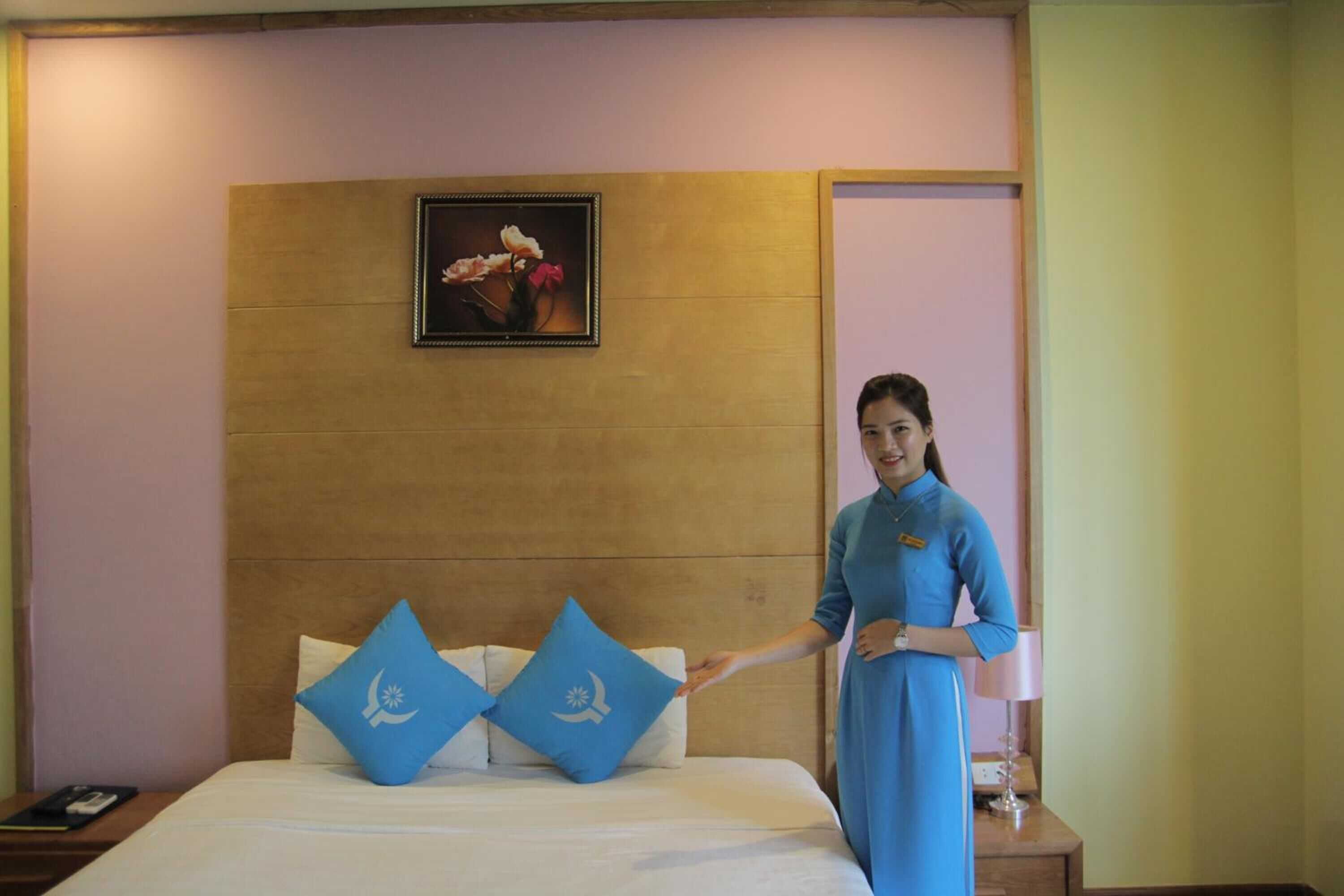 Gift card for Khách Sạn Hoàng Mấm Minh Cầu - Best City View Gift card for Khách Sạn Hoàng Mấm Minh Cầu - Best City View
