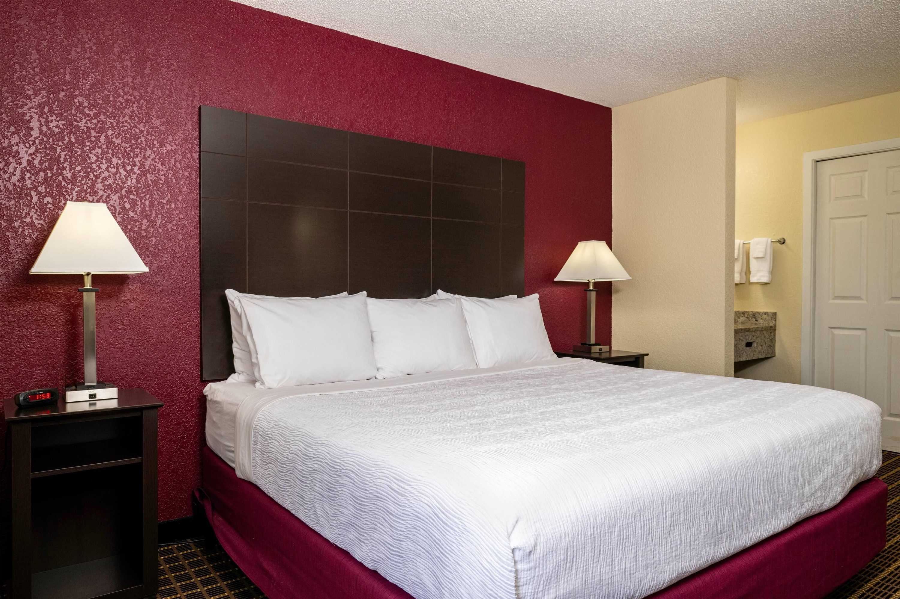 Gift card for Baymont Inn & Suites by Wyndham Mukwonago Gift card for Baymont Inn & Suites by Wyndham Mukwonago