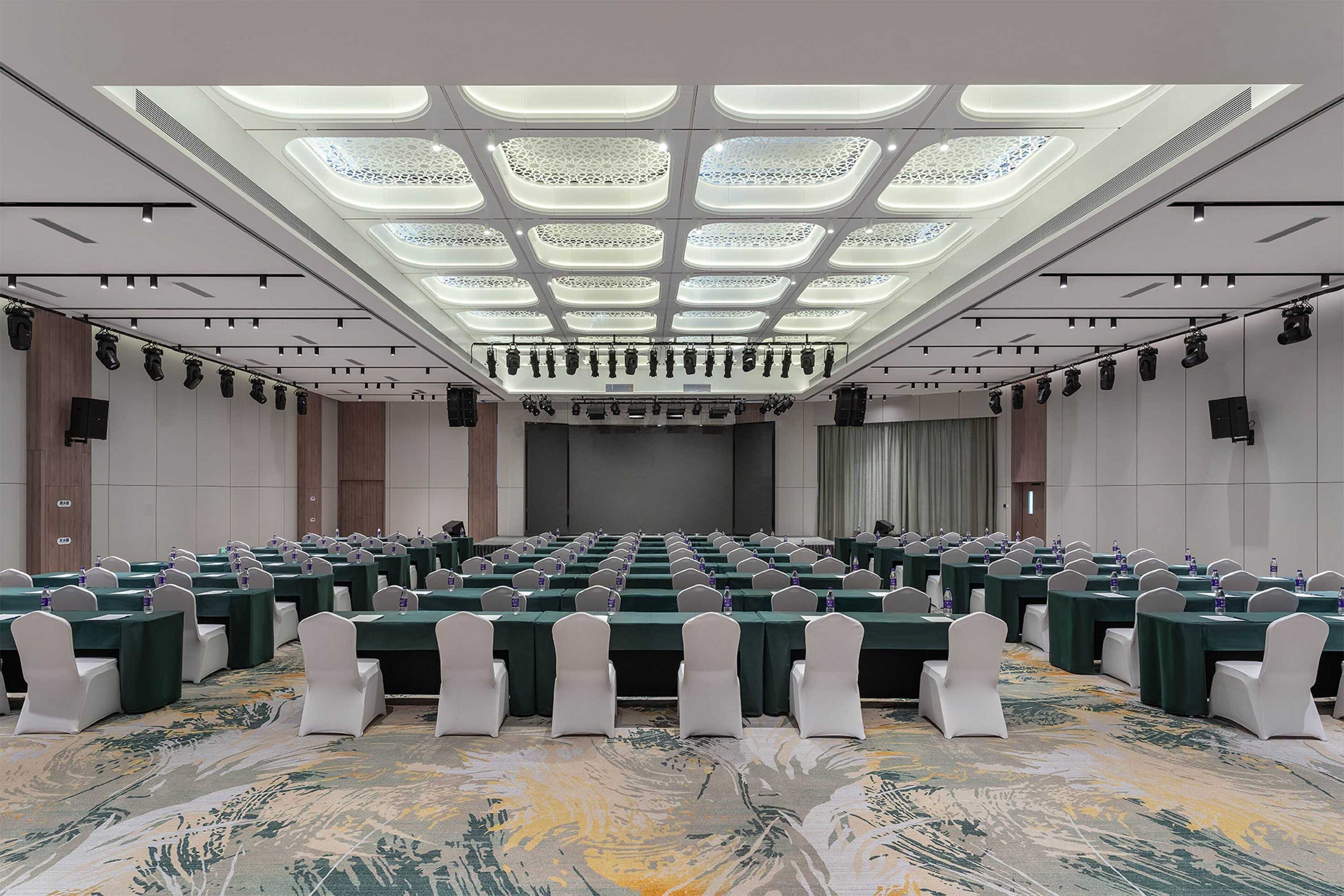 Gift card for Holiday Inn Express Yinchuan Yuehai