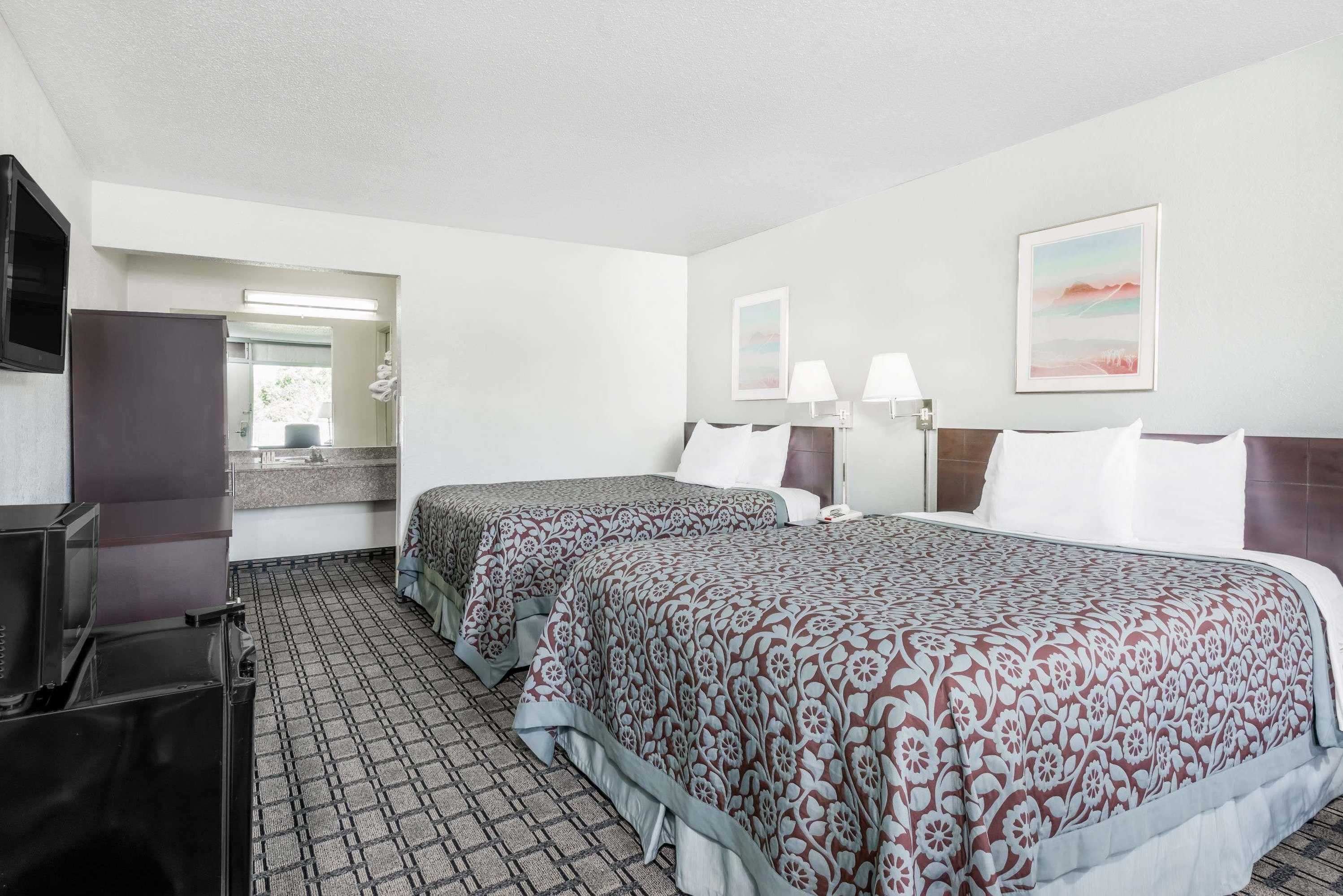 Gift card for Days Inn by Wyndham St Clairsville Gift card for Days Inn by Wyndham St Clairsville