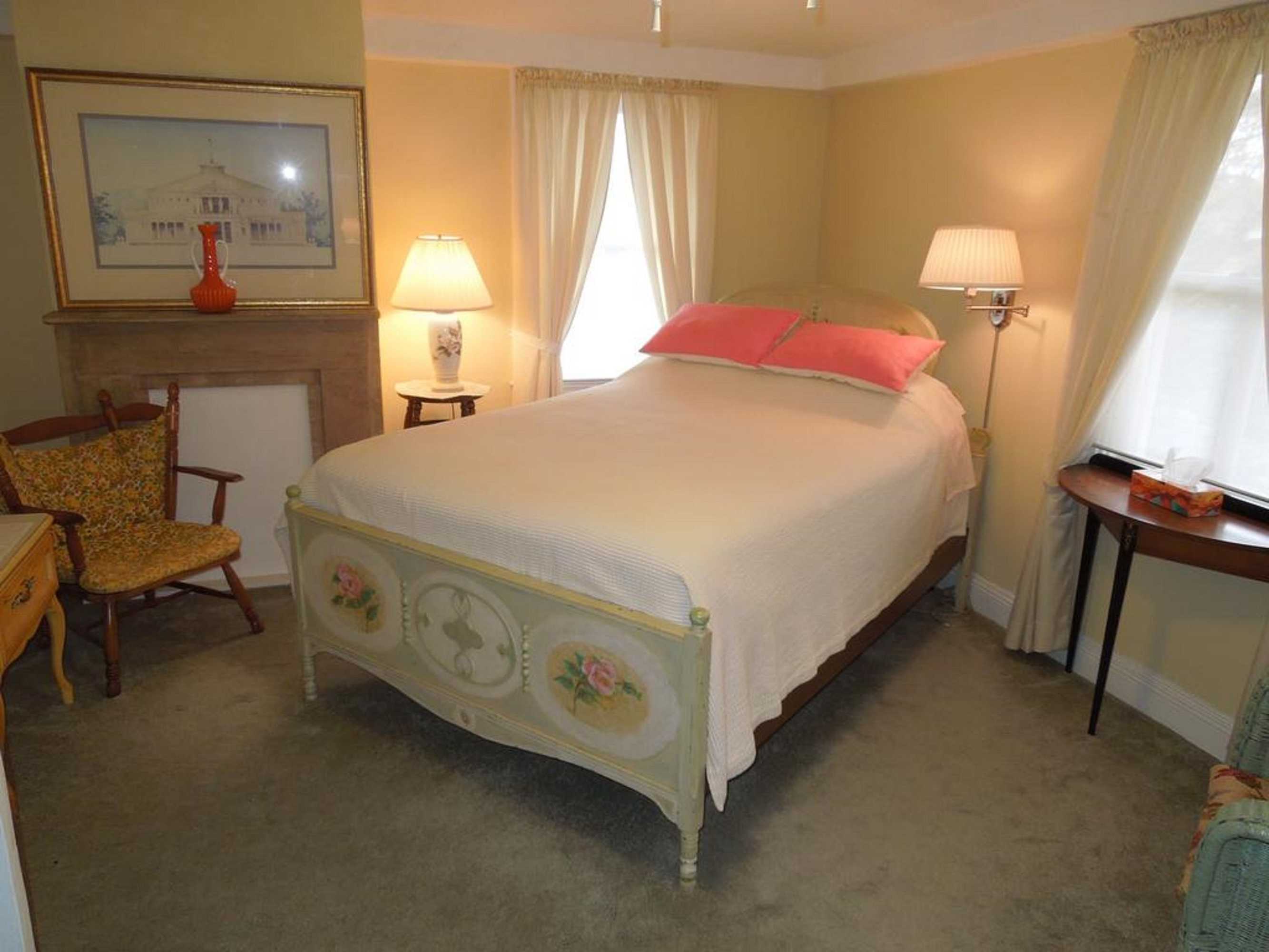 Gift card for Victorian Bed & Breakfast Gift card for Victorian Bed & Breakfast