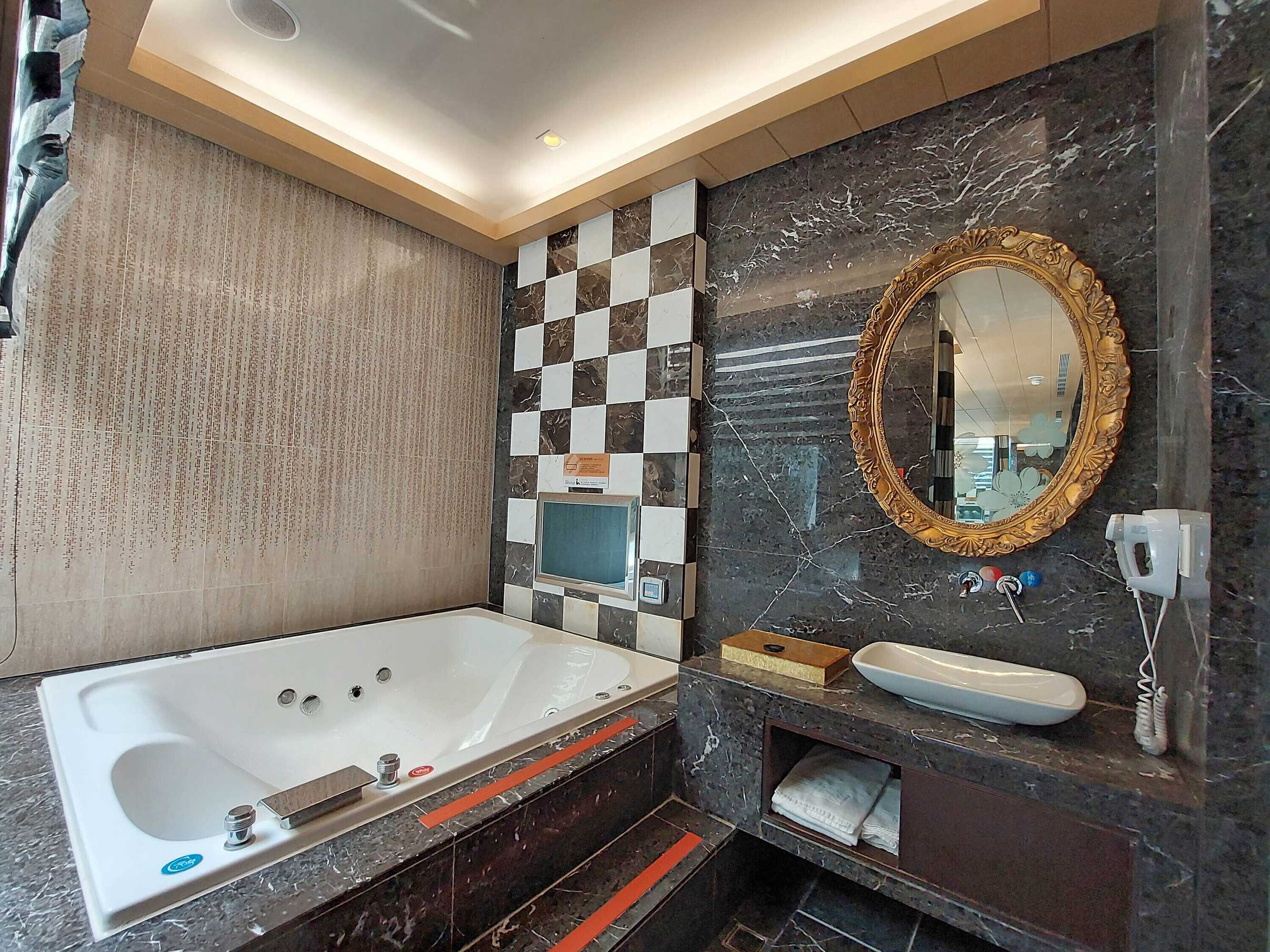 Gift card for Elysees Motel