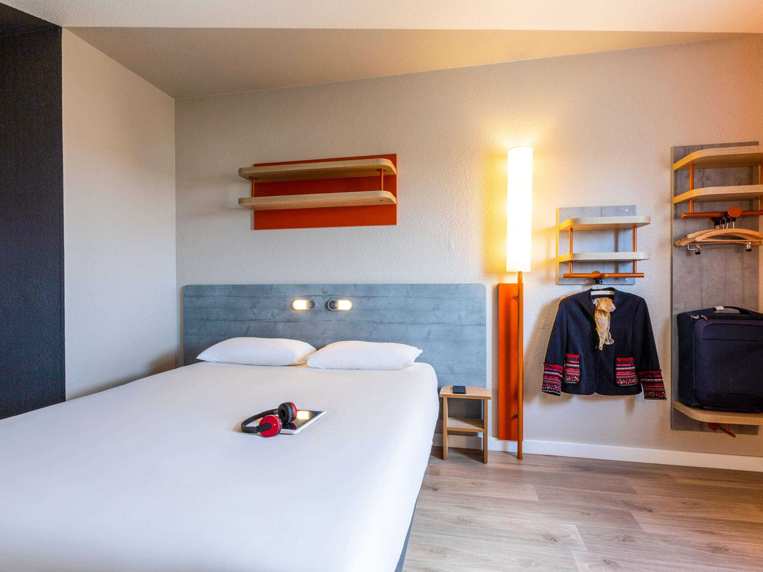 Gift card for Ibis Budget Paris Porte d' Italie Ouest Gift card for Ibis Budget Paris Porte d' Italie Ouest