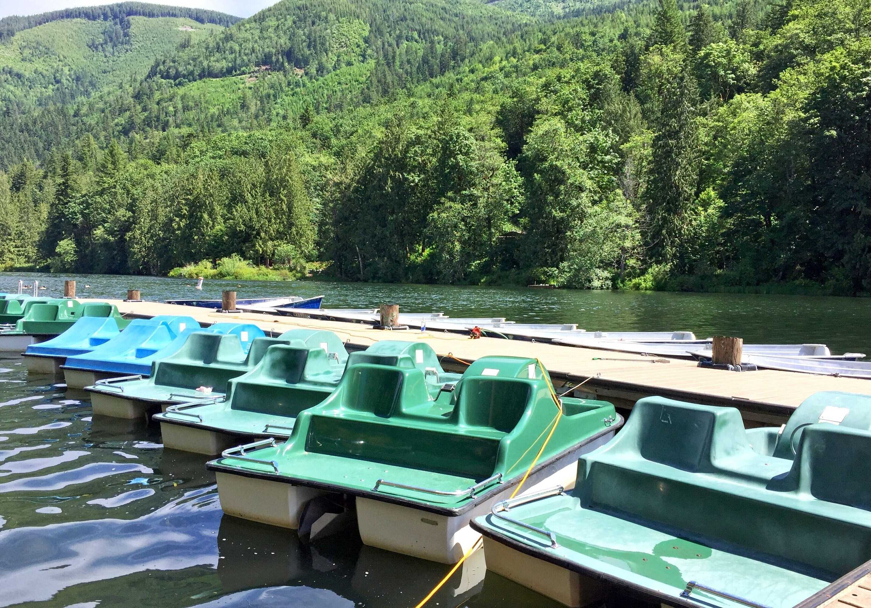 Gift card for 83mf - Lakeside - Hot Tub - Wifi - Bbq - Dock - Sleeps 4 NO Pets Gift card for 83mf - Lakeside - Hot Tub - Wifi - Bbq - Dock - Sleeps 4 NO Pets