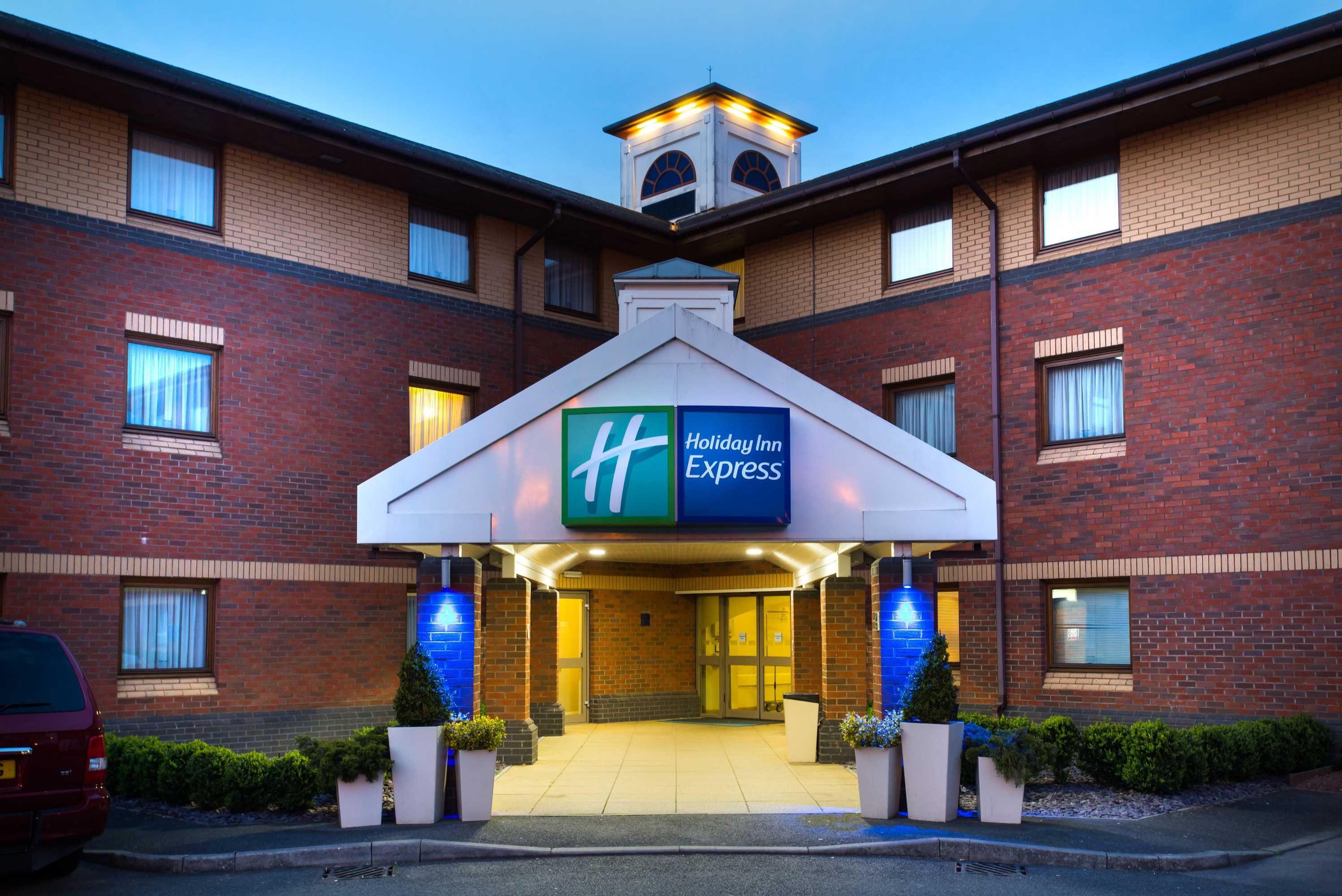 Gift card for Holiday Inn Express Exeter East by Ihg Gift card for Holiday Inn Express Exeter East by Ihg
