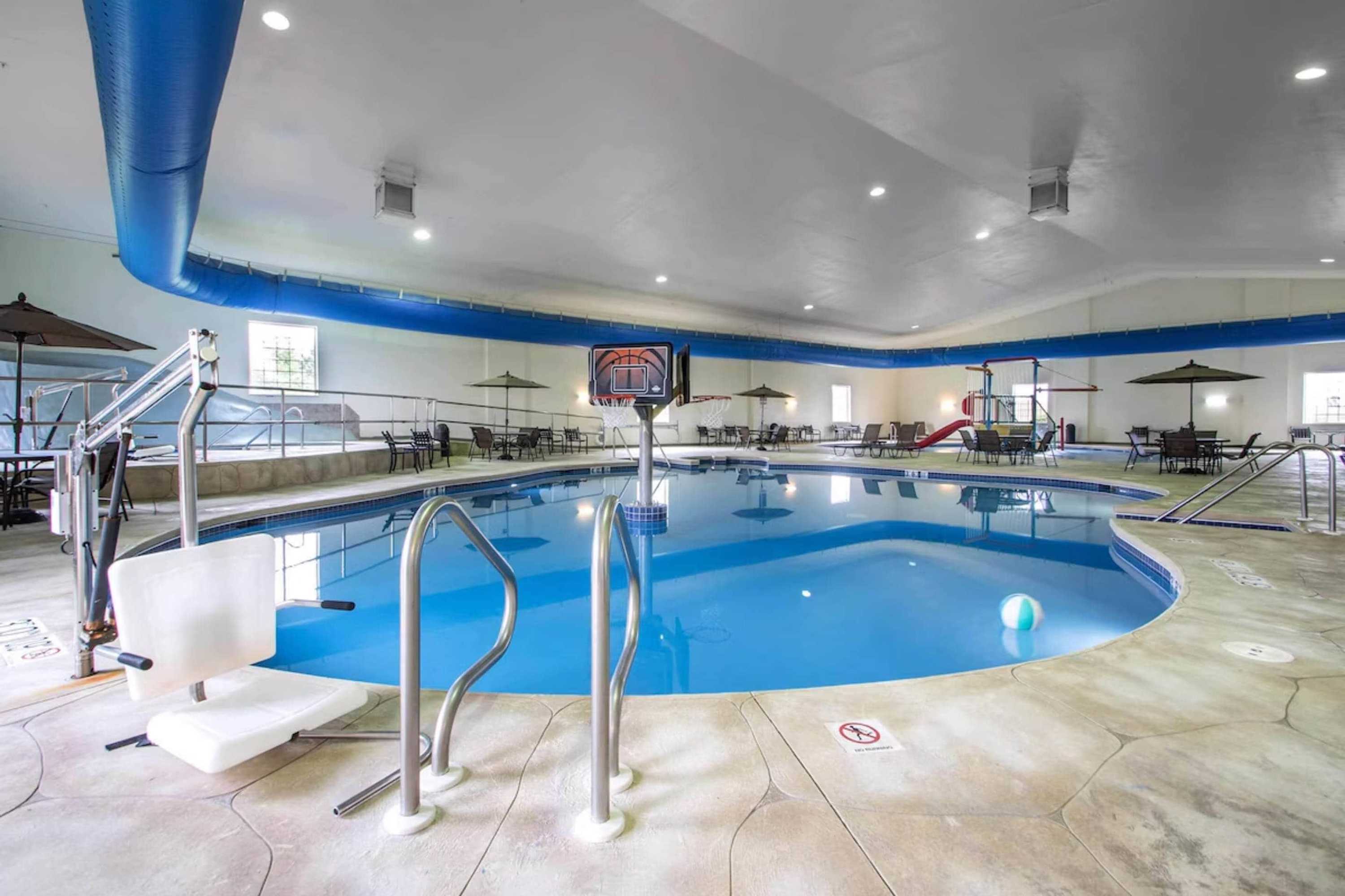 Gift card for Comfort Suites Johnson Creek Conference Center