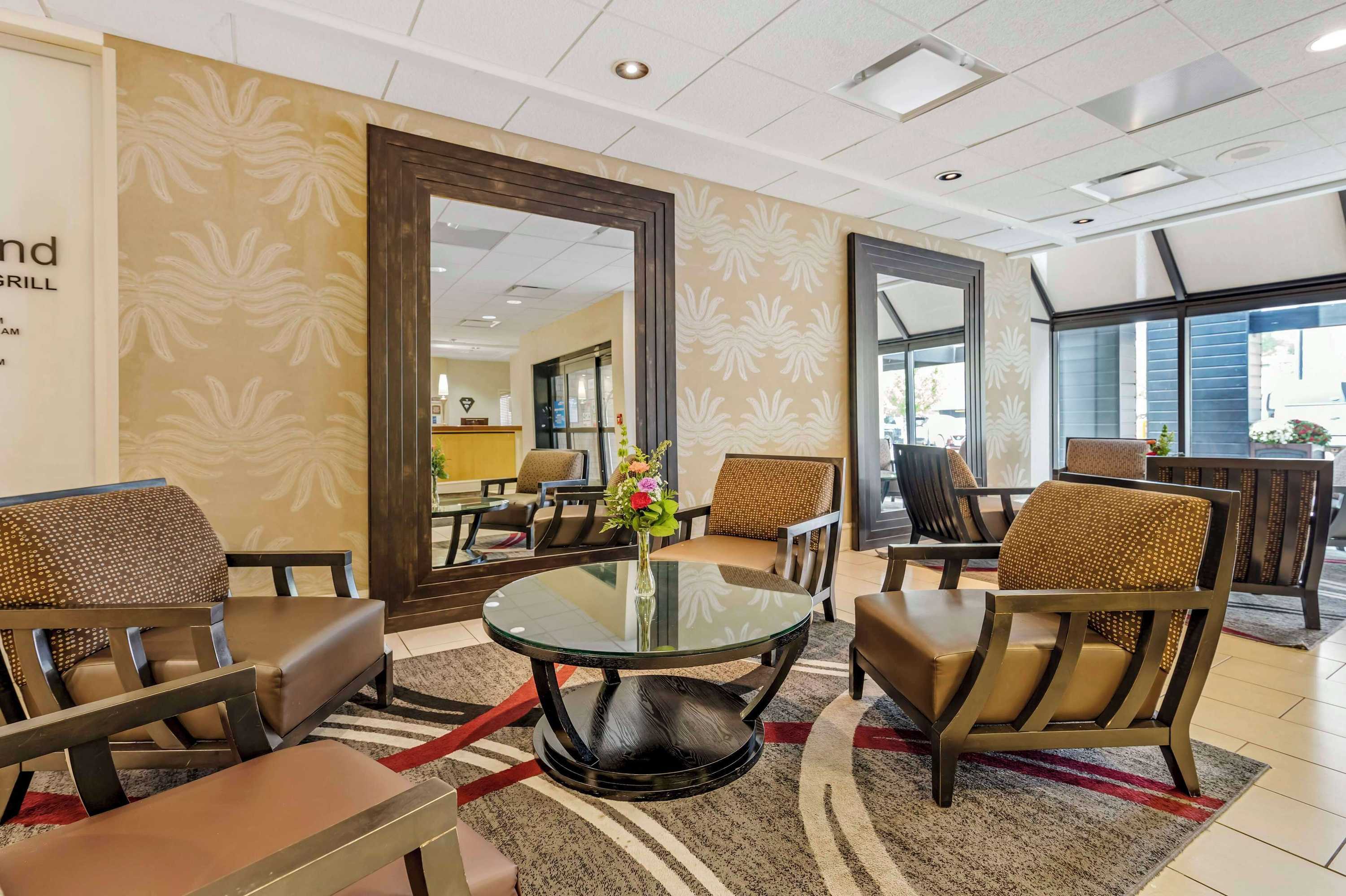 Gift card for Best Western Plus Inntowner Madison Gift card for Best Western Plus Inntowner Madison