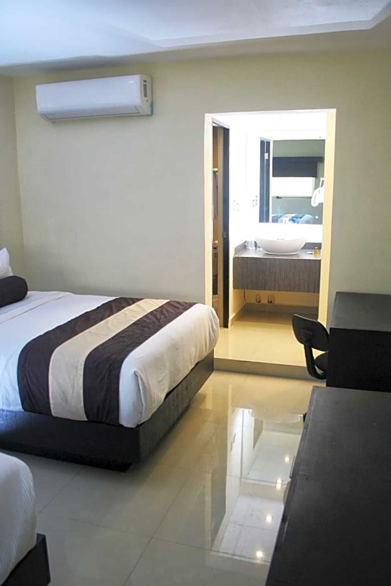 Gift card for Hotel El Camino Inn & Suites Gift card for Hotel El Camino Inn & Suites