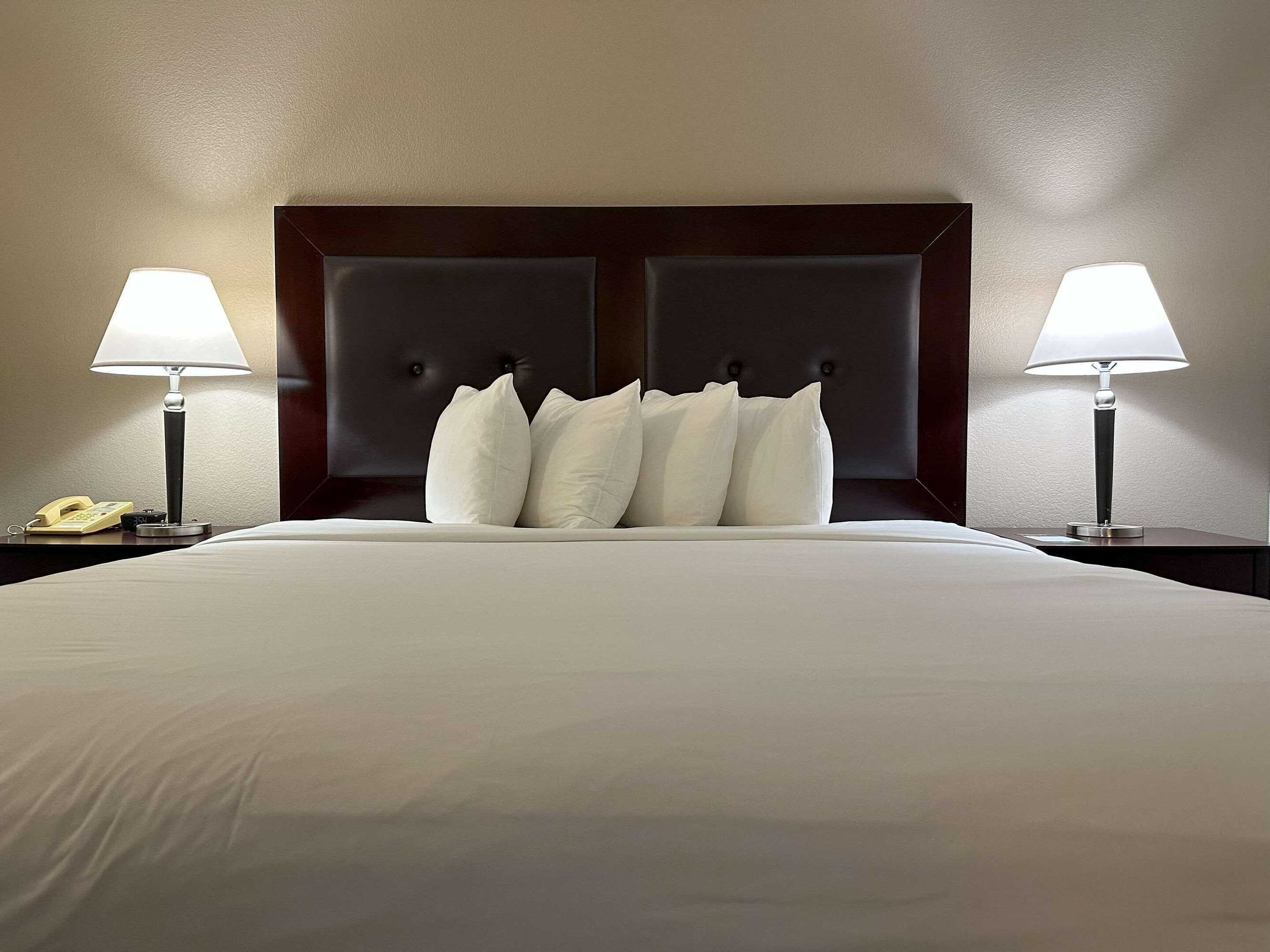 Gift card for Quality Inn & Suites Everett Gift card for Quality Inn & Suites Everett