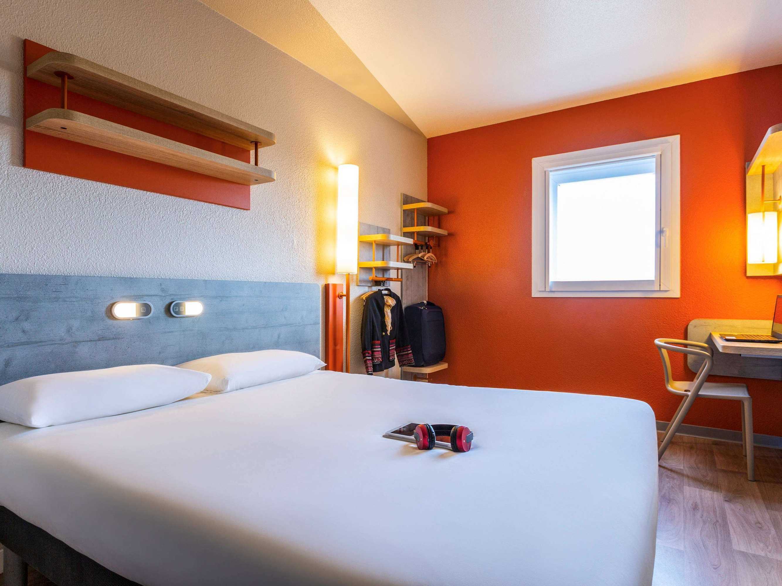 Gift card for Ibis Budget Paris Porte d' Italie Ouest Gift card for Ibis Budget Paris Porte d' Italie Ouest