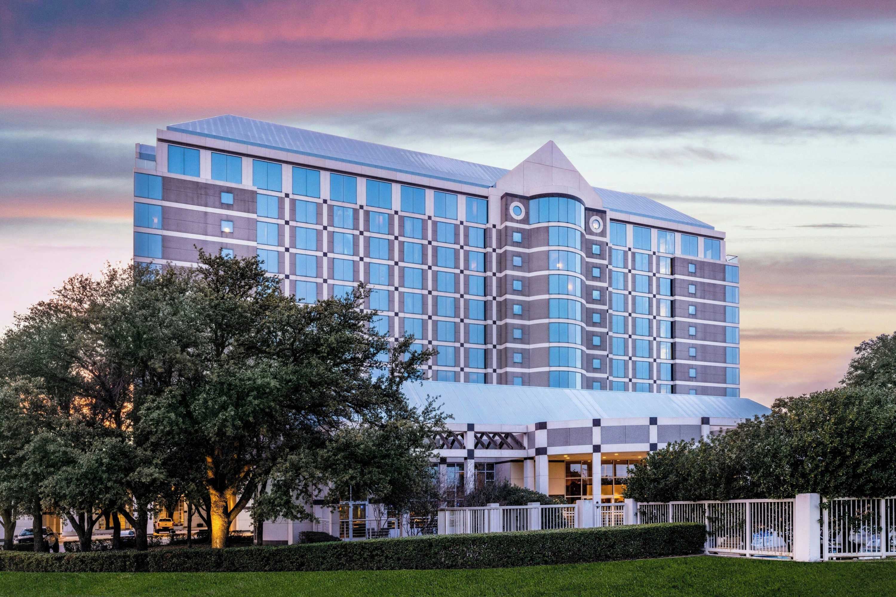 Gift card for Renaissance Dallas North Hotel Gift card for Renaissance Dallas North Hotel