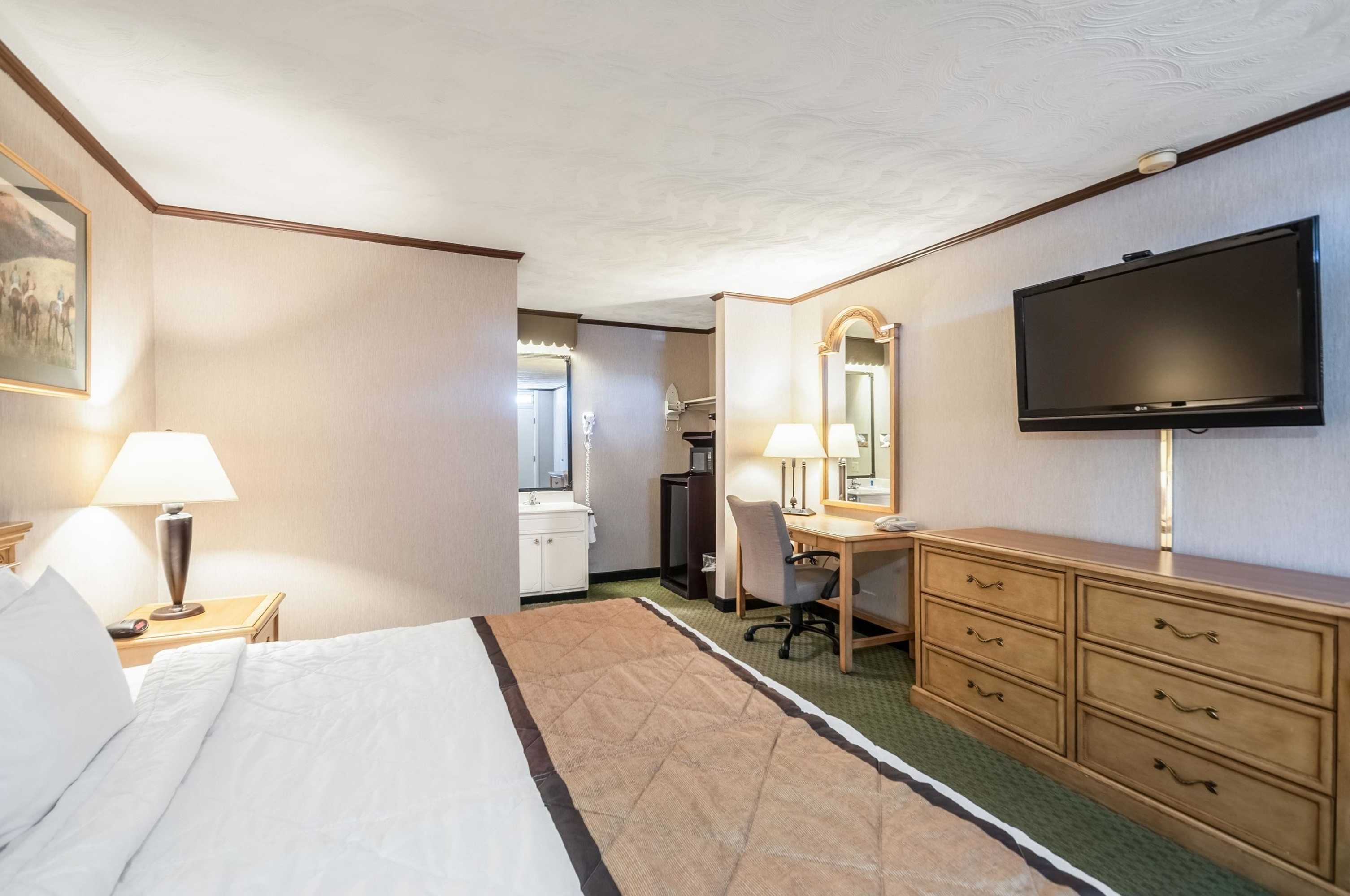 Gift card for Rodeway Inn & Suites Gift card for Rodeway Inn & Suites