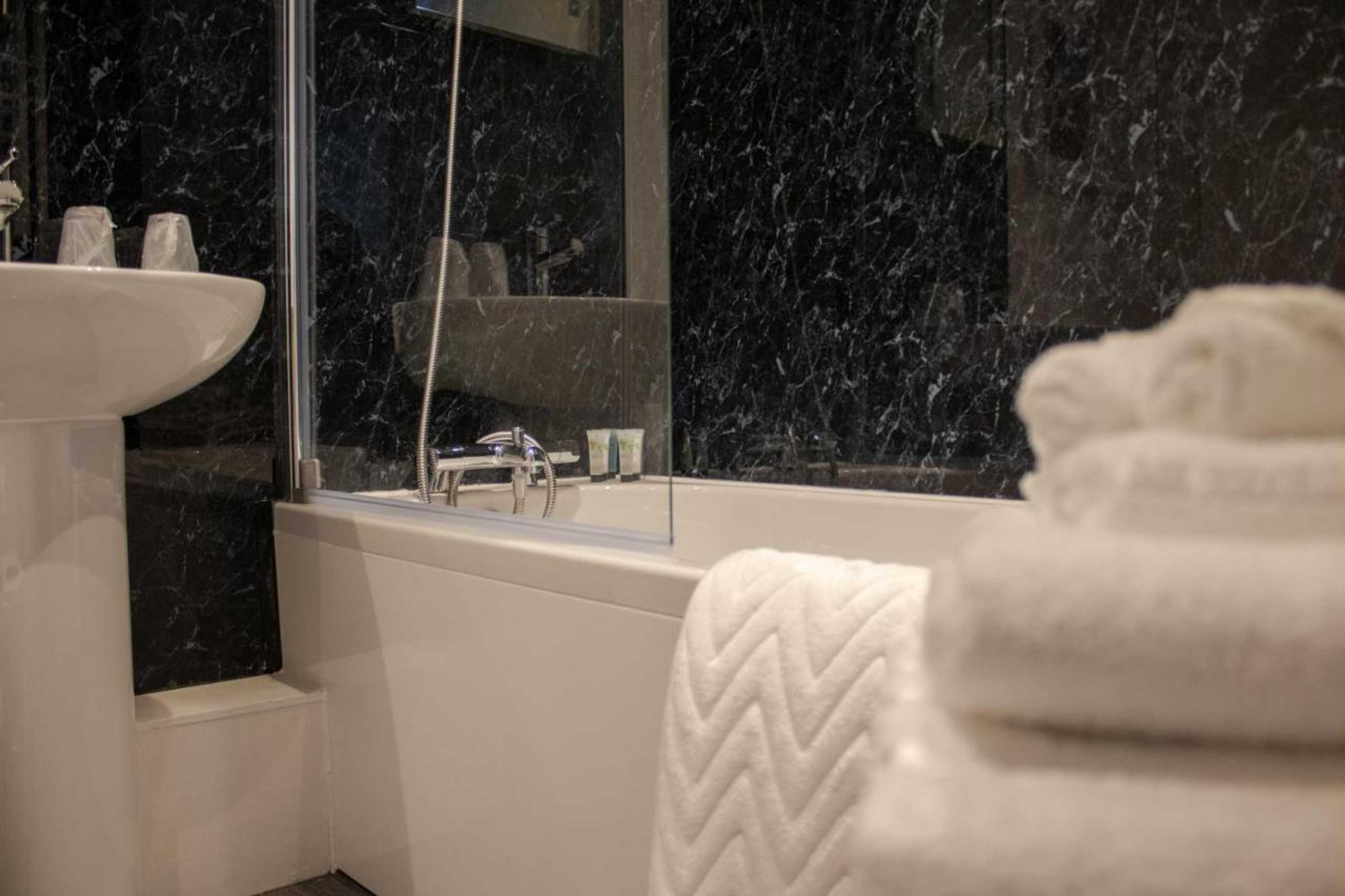 Gift card for Fino Rooms