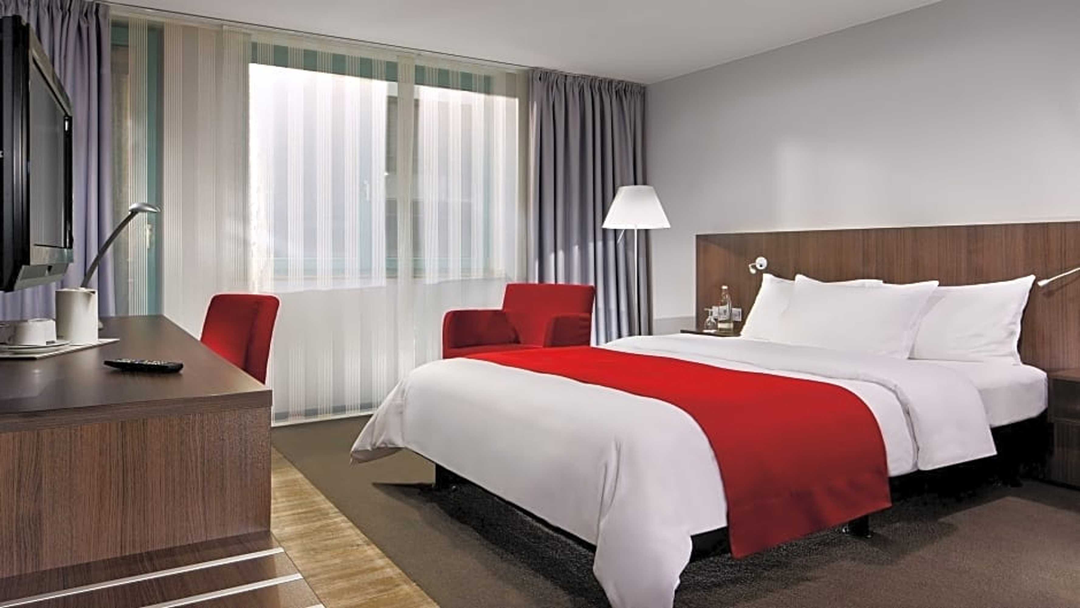 Gift card for Holiday Inn Dusseldorf - Hafen 