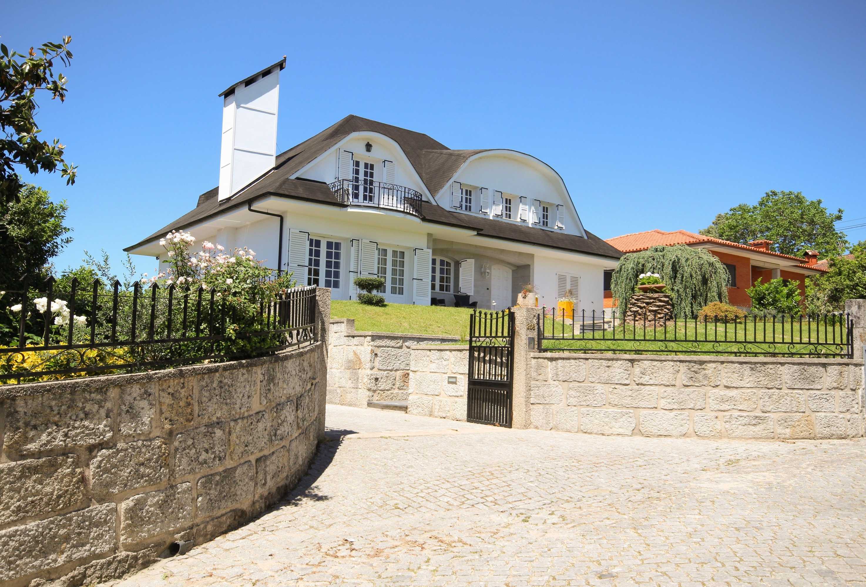 Gift card for Villa Branca Barreiros Bed & Breakfast