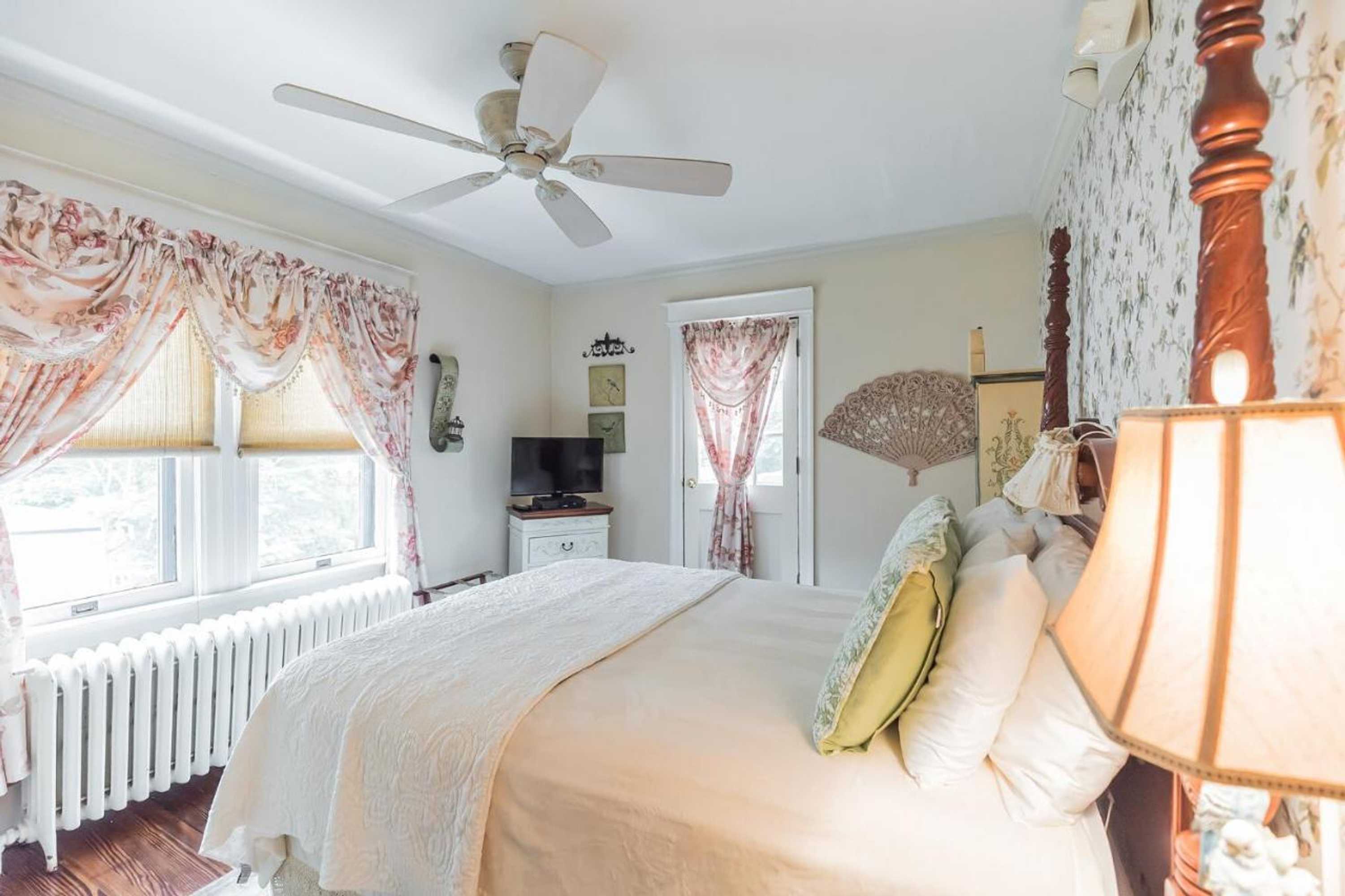 Gift card for The Inn on Holly B&b