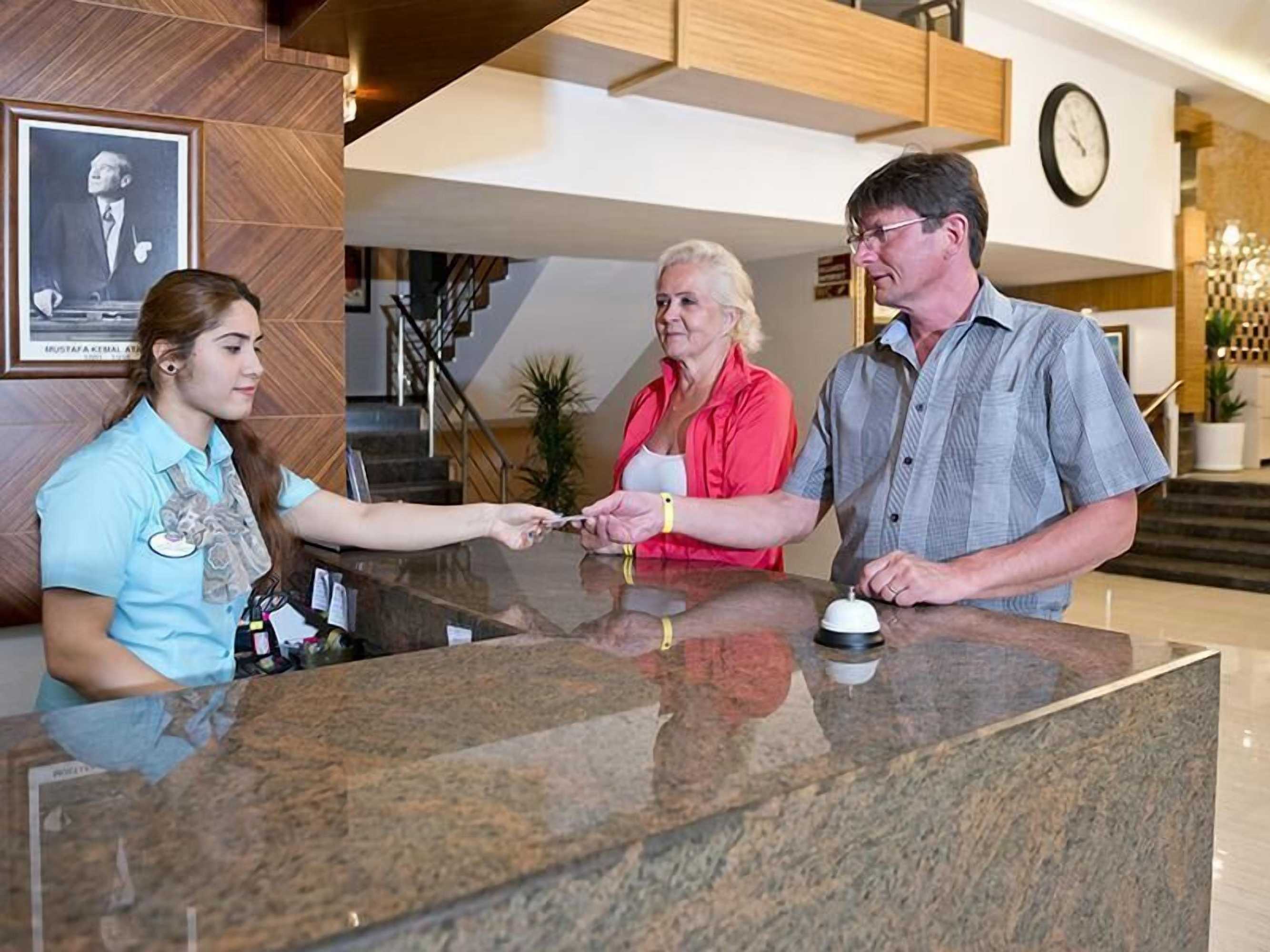 Gift card for Parador Beach Hotel Gift card for Parador Beach Hotel