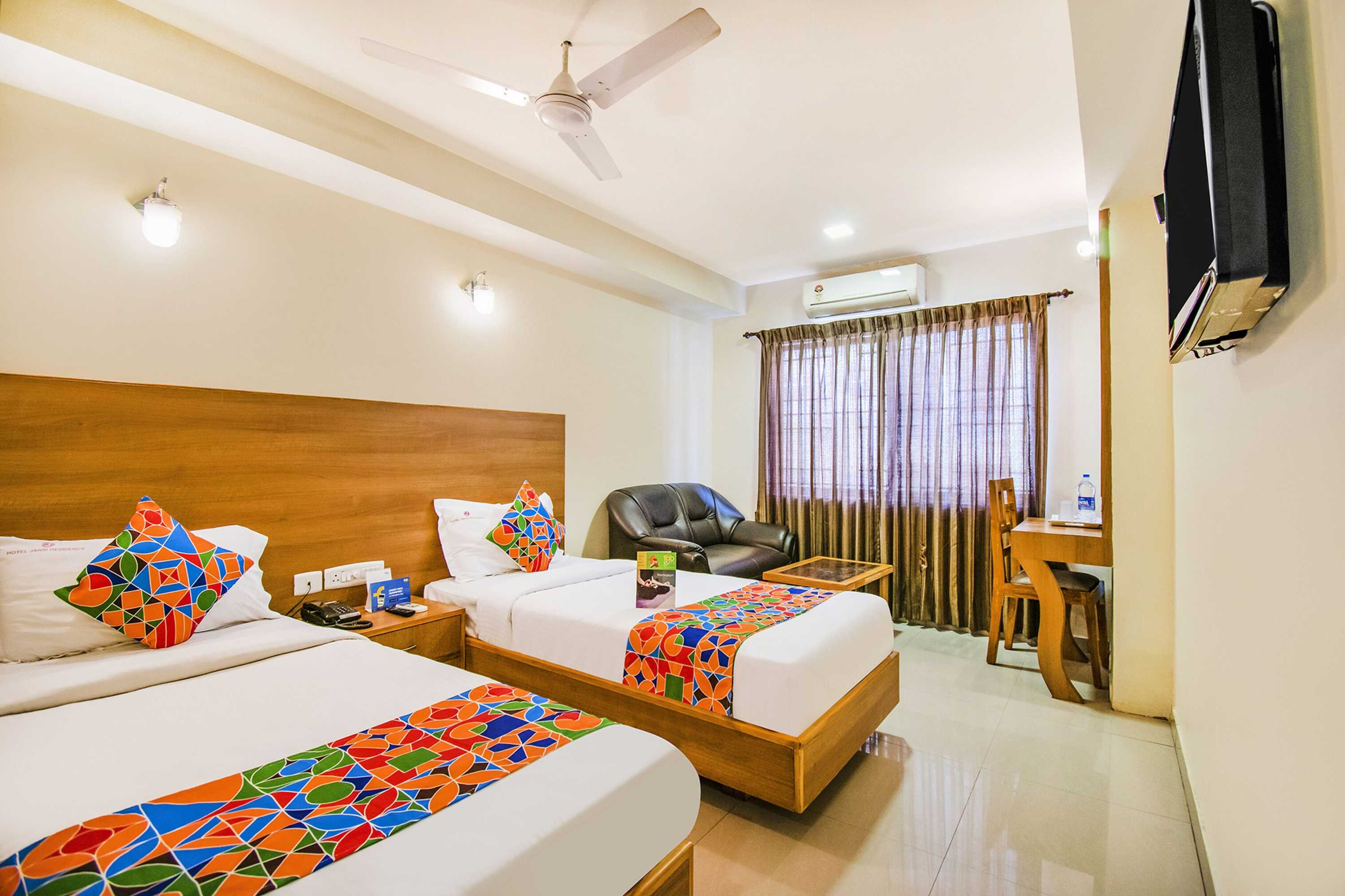 Gift card for Fabhotel Jansi Deluxe - Nr Gandhipuram Bus Stand Gift card for Fabhotel Jansi Deluxe - Nr Gandhipuram Bus Stand
