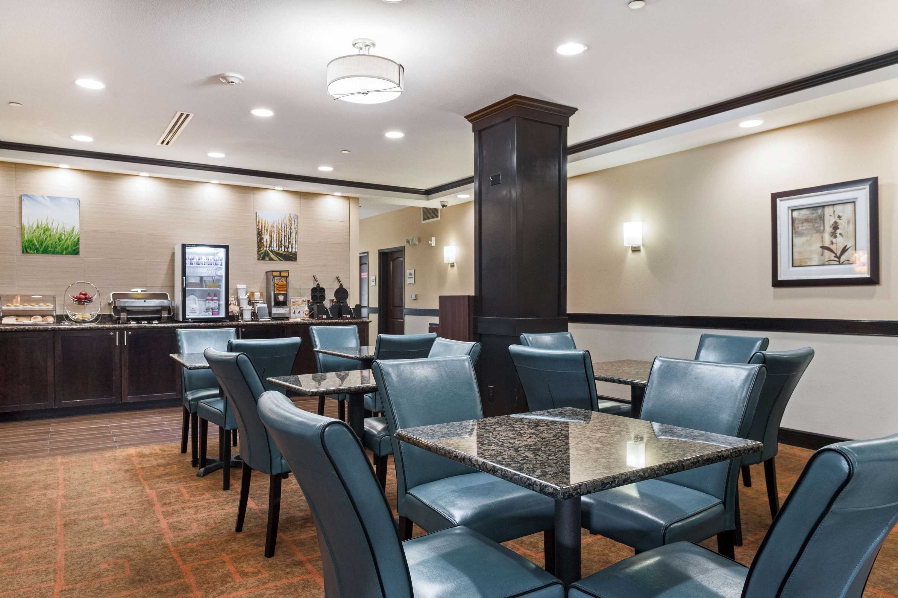 Gift card for La Quinta Inn & Suites by Wyndham Auburn Gift card for La Quinta Inn & Suites by Wyndham Auburn