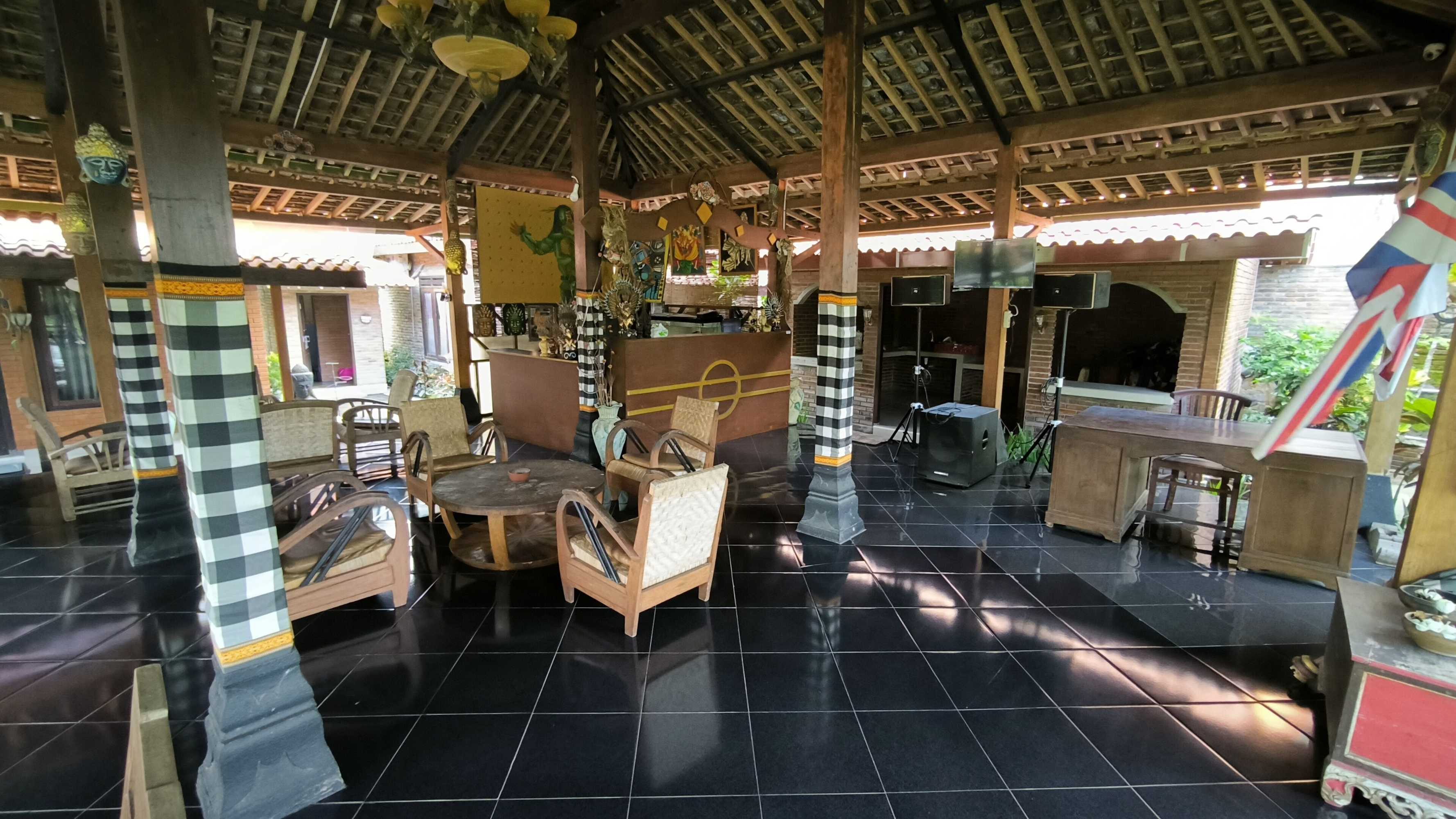 Gift card for Villa Setumbu by Cocotel