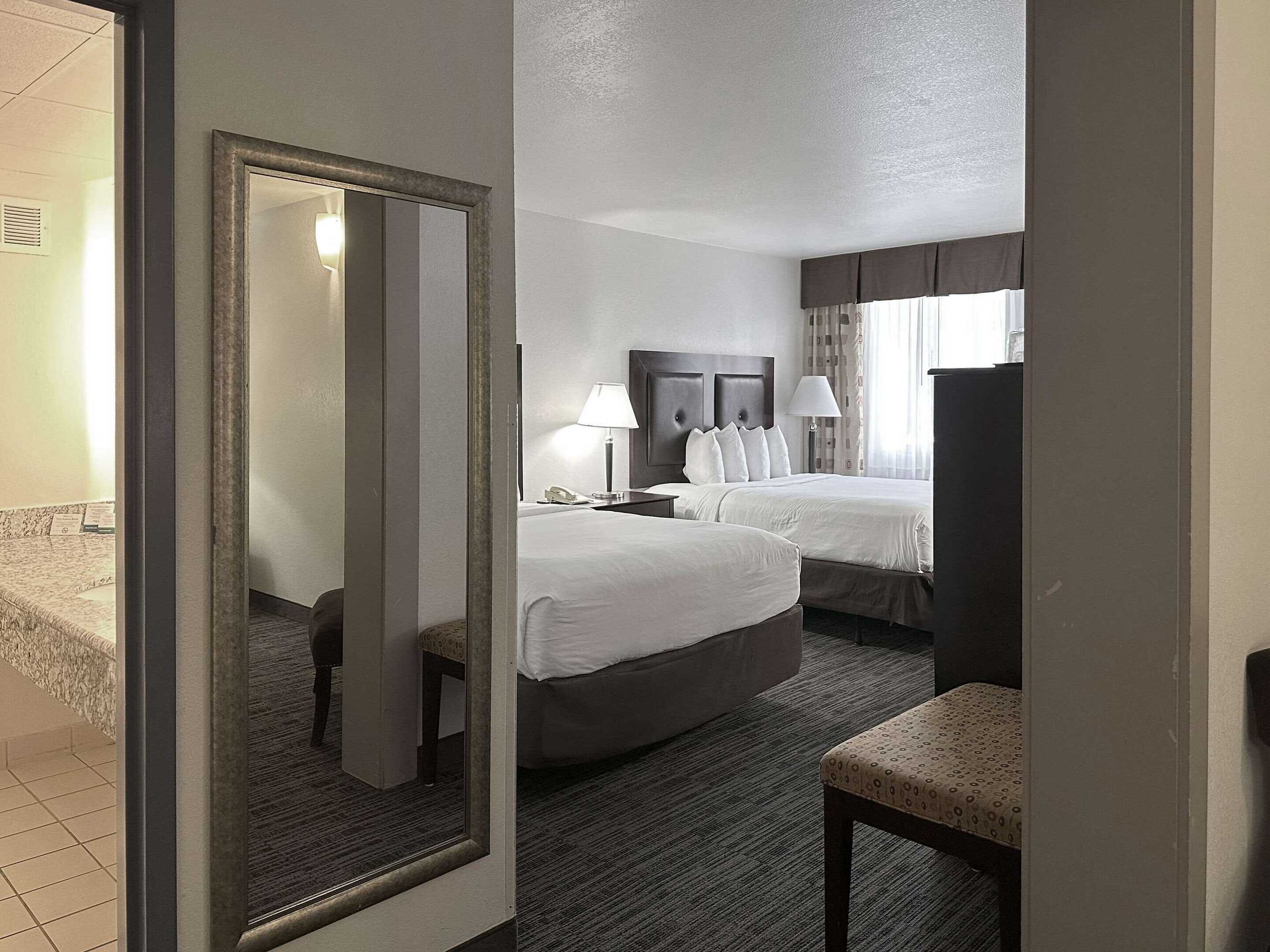 Gift card for Quality Inn & Suites Everett Gift card for Quality Inn & Suites Everett