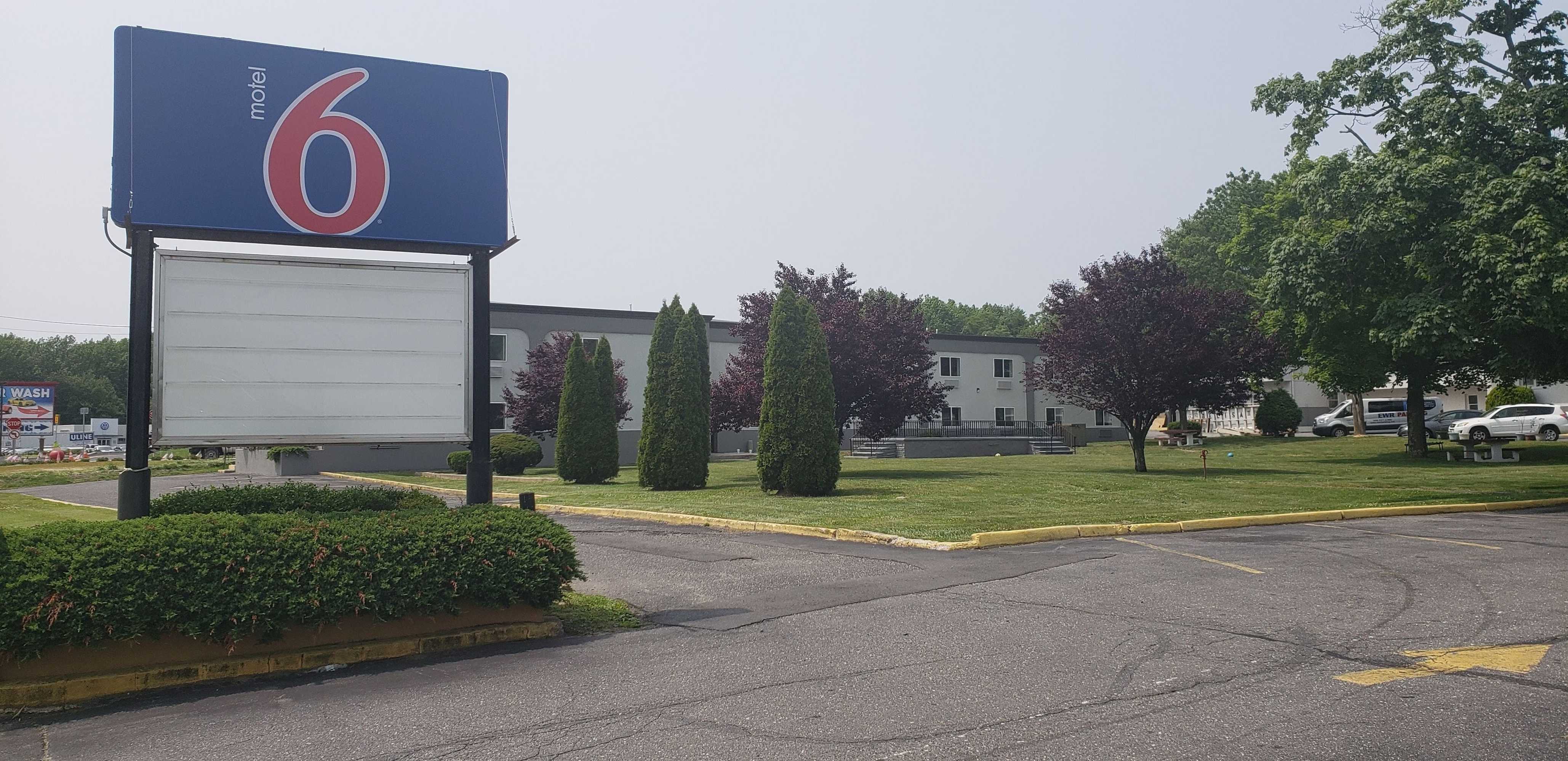 Gift card for Motel 6 Tinton Falls, NJ – Neptune Gift card for Motel 6 Tinton Falls, NJ – Neptune