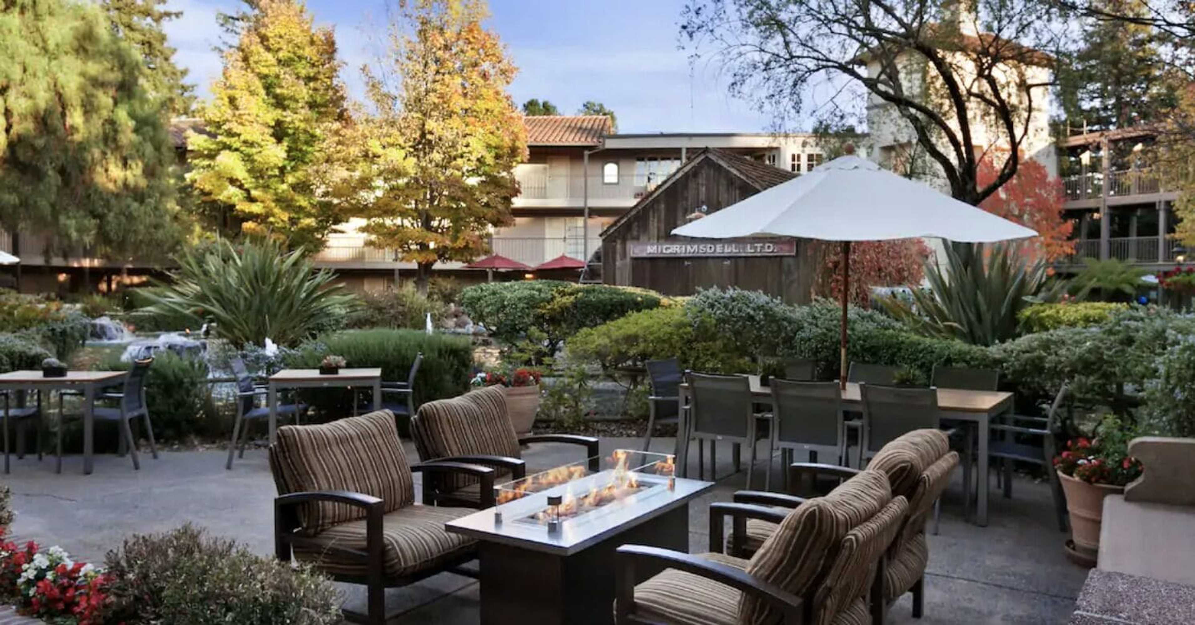 Gift card for Casa Mani Resort Napa Valley, Curio Collection by Hilton