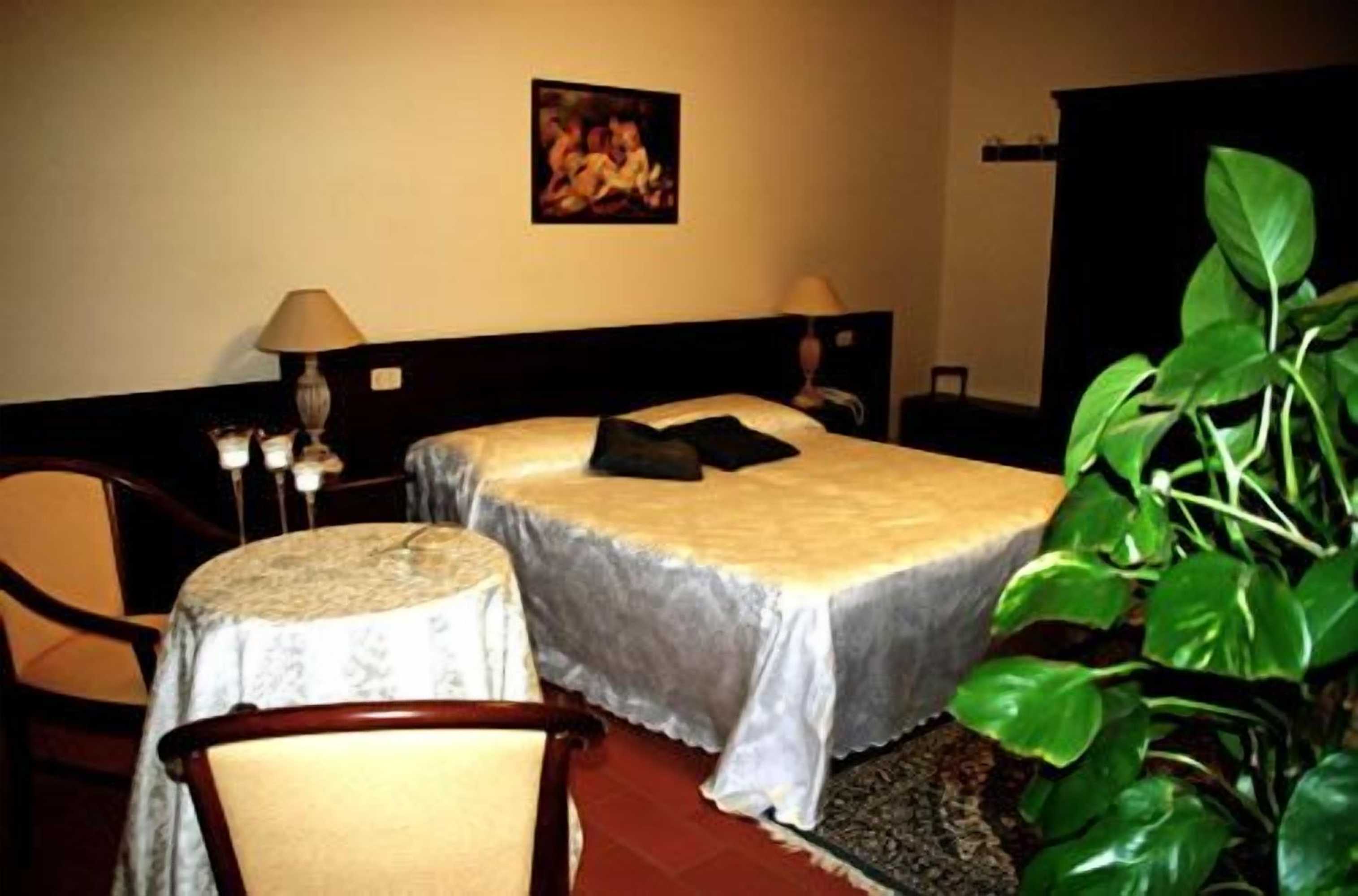 Gift card for Hotel Residence Borgo Degli Ulivi Gift card for Hotel Residence Borgo Degli Ulivi
