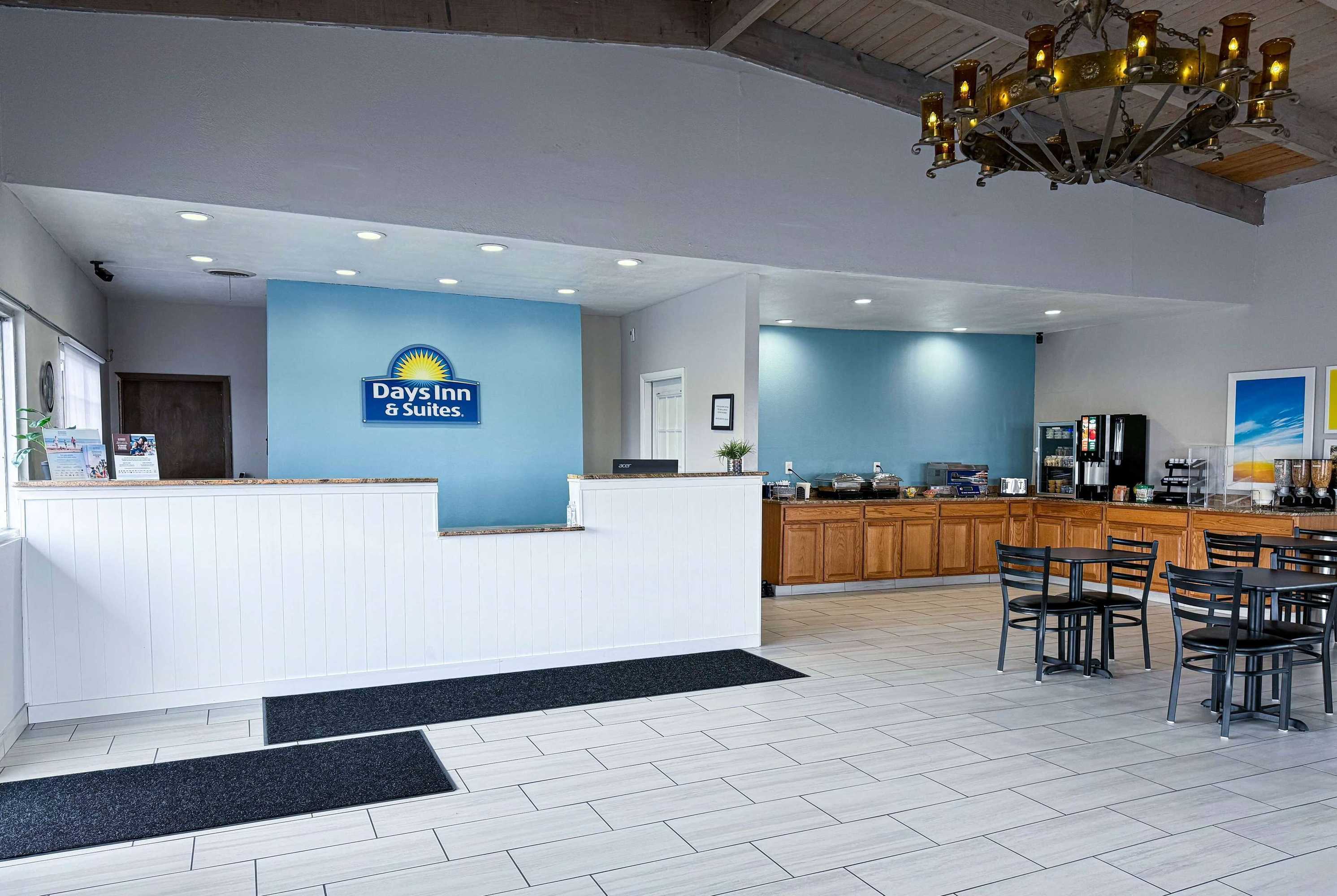 Gift card for Days Inn & Suites by Wyndham Santa Rosa Gift card for Days Inn & Suites by Wyndham Santa Rosa