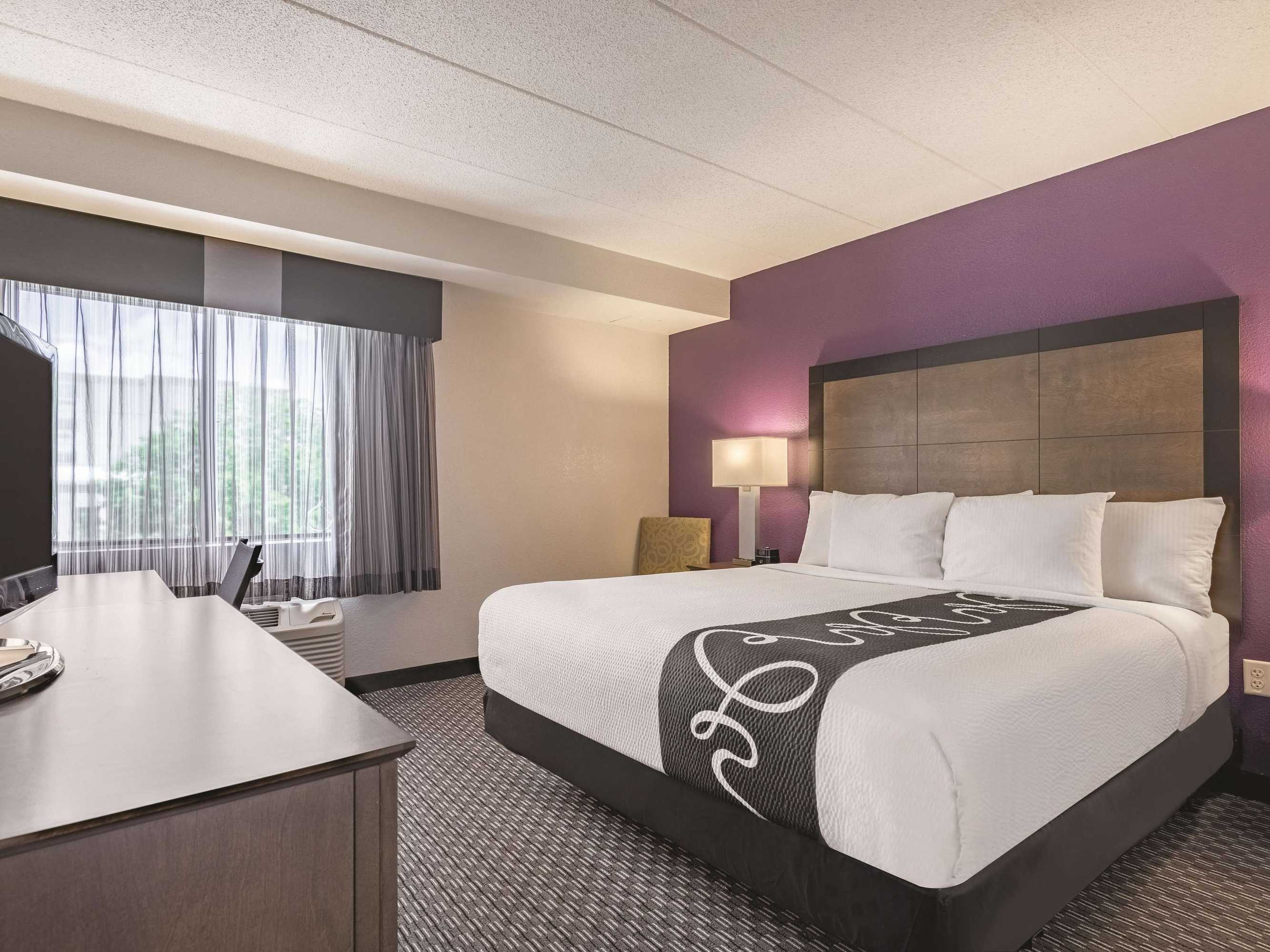 Gift card for La Quinta Inn & Suites by Wyndham Salem NH Gift card for La Quinta Inn & Suites by Wyndham Salem NH