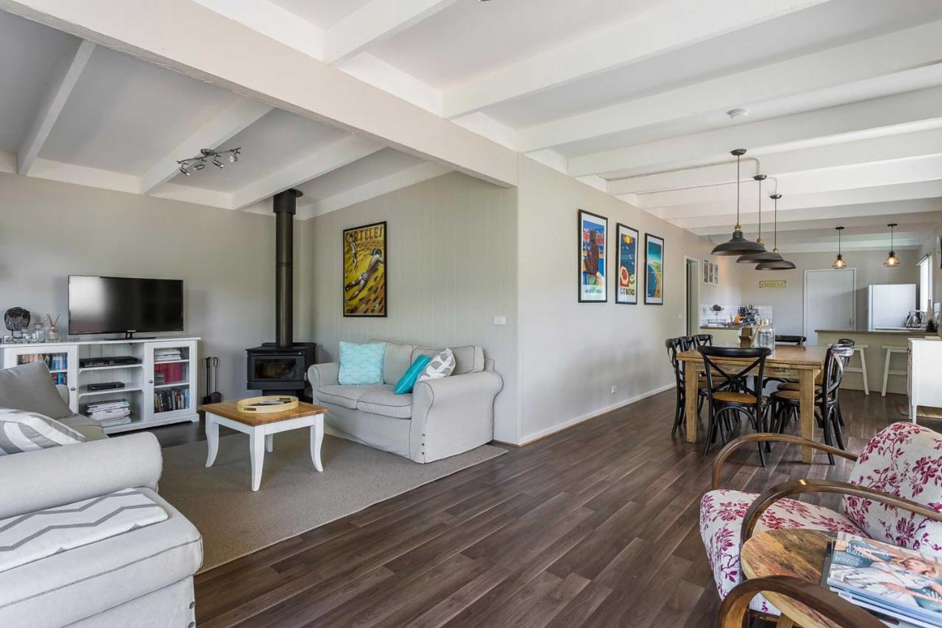 Gift card for Blairgowrie Bella - Light Filled Home With Great Deck Gift card for Blairgowrie Bella - Light Filled Home With Great Deck