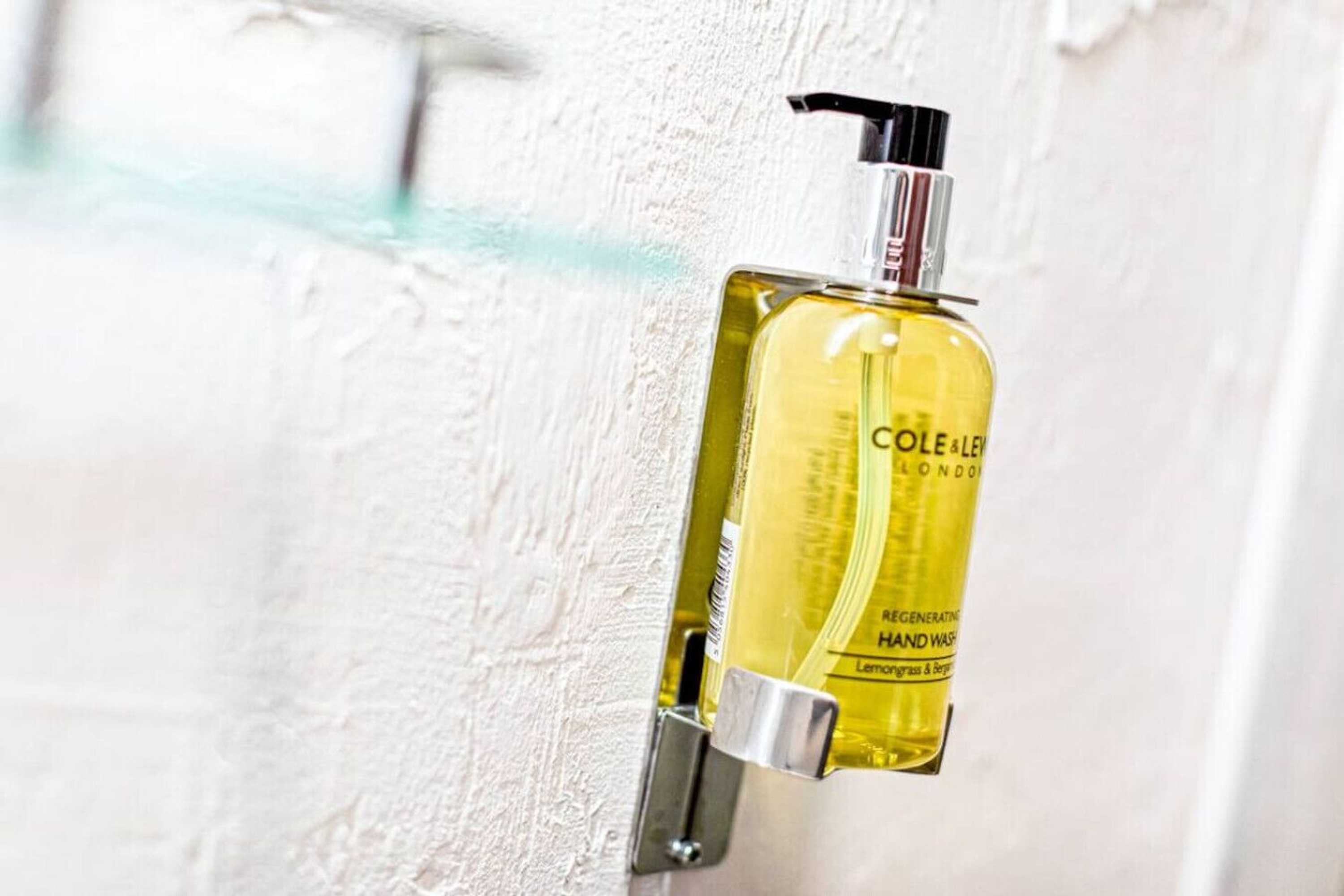 Gift card for The George Inn Hotel Rooms - Room 6