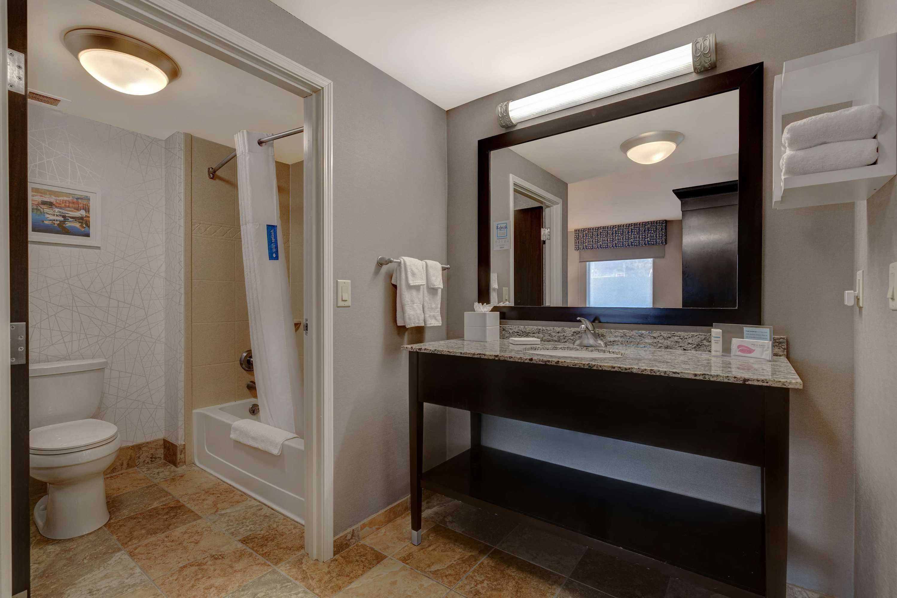 Gift card for Hampton Inn & Suites Seattle/federal Way Gift card for Hampton Inn & Suites Seattle/federal Way