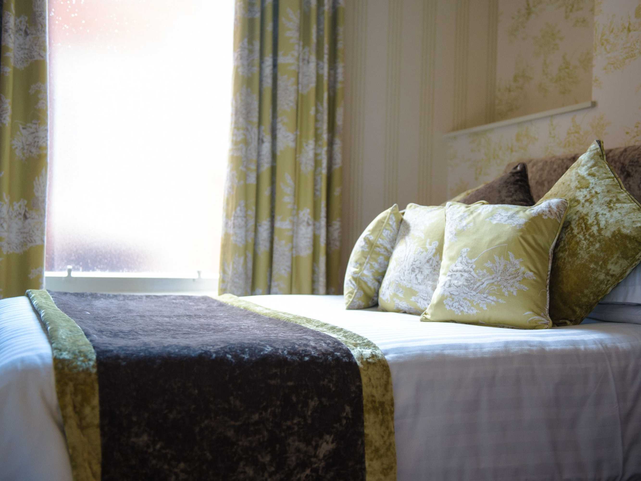 Gift card for Oaklands Hall Hotel Sure Hotel Collection by Best Western Gift card for Oaklands Hall Hotel Sure Hotel Collection by Best Western