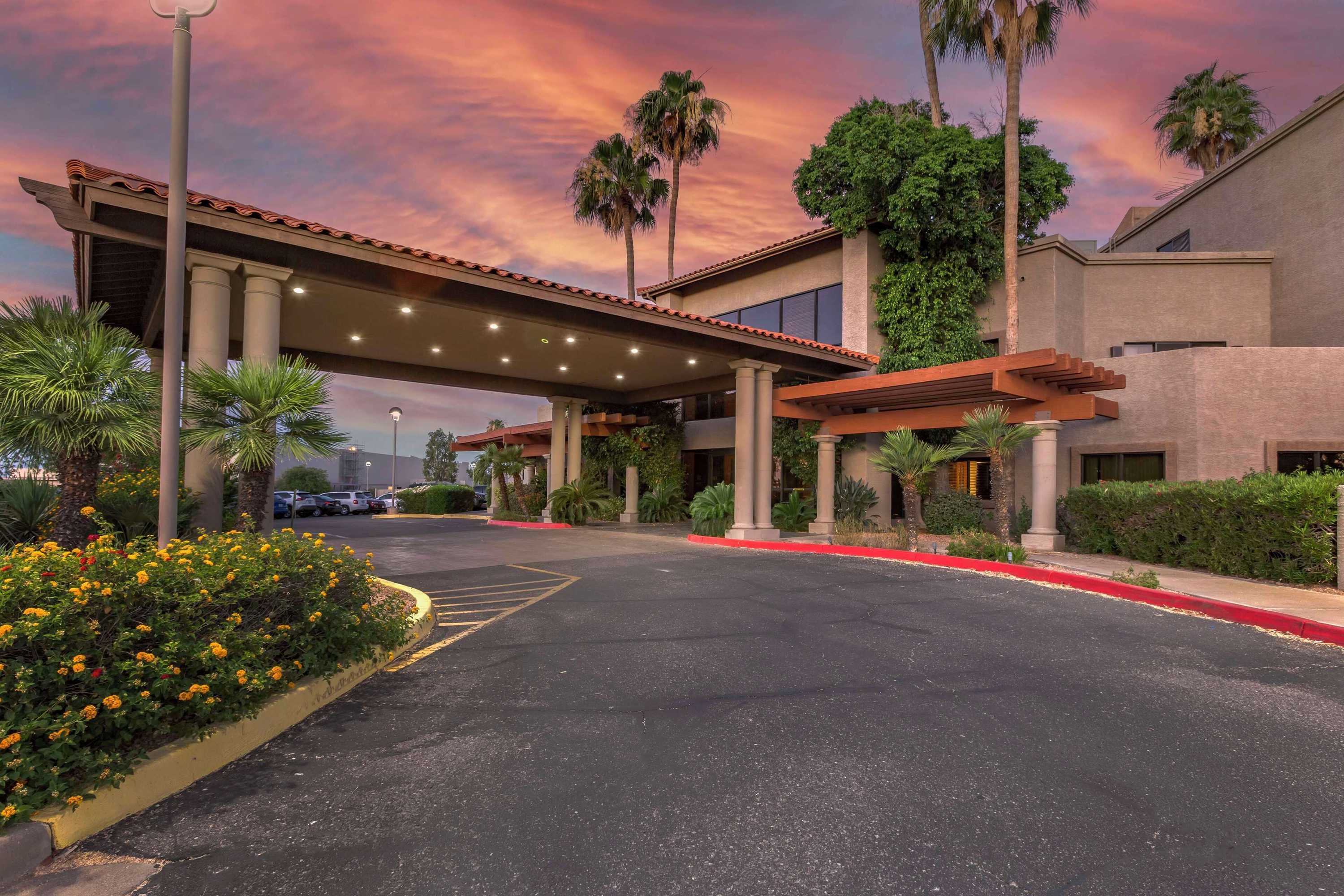 Gift card for Best Western Plus Scottsdale Thunderbird Suites Gift card for Best Western Plus Scottsdale Thunderbird Suites