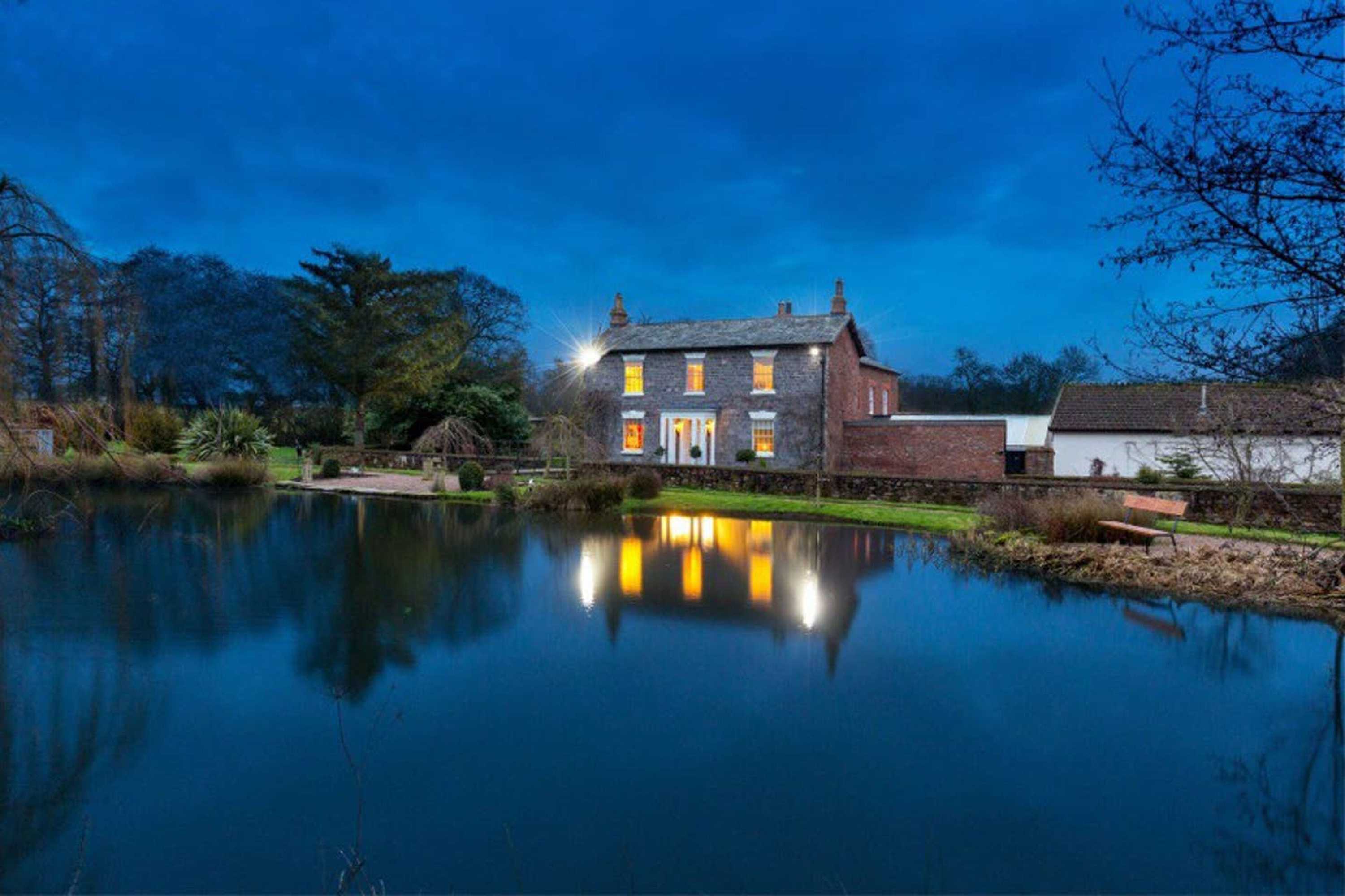 Gift card for Muddifords Court