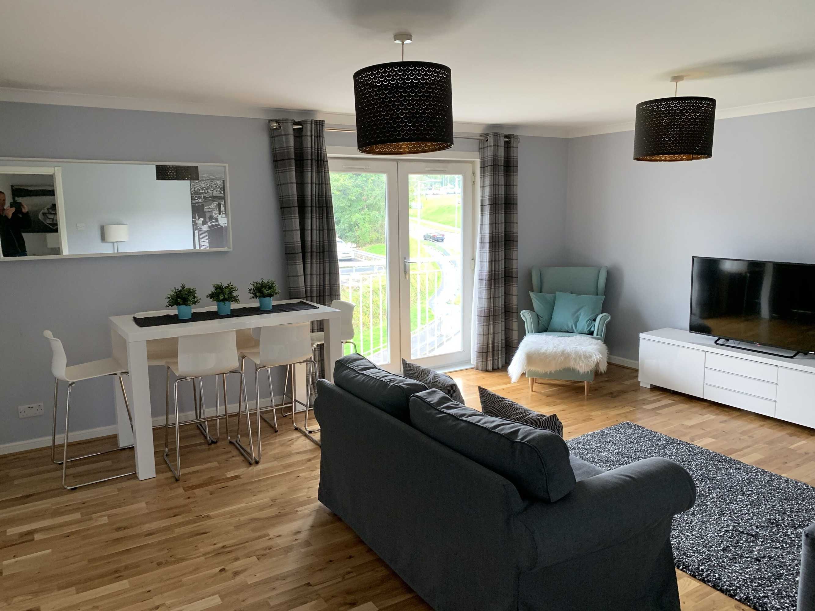 Gift card for Flat One, 212 Eaglesham Road, East Kilbride, Glasgow Gift card for Flat One, 212 Eaglesham Road, East Kilbride, Glasgow