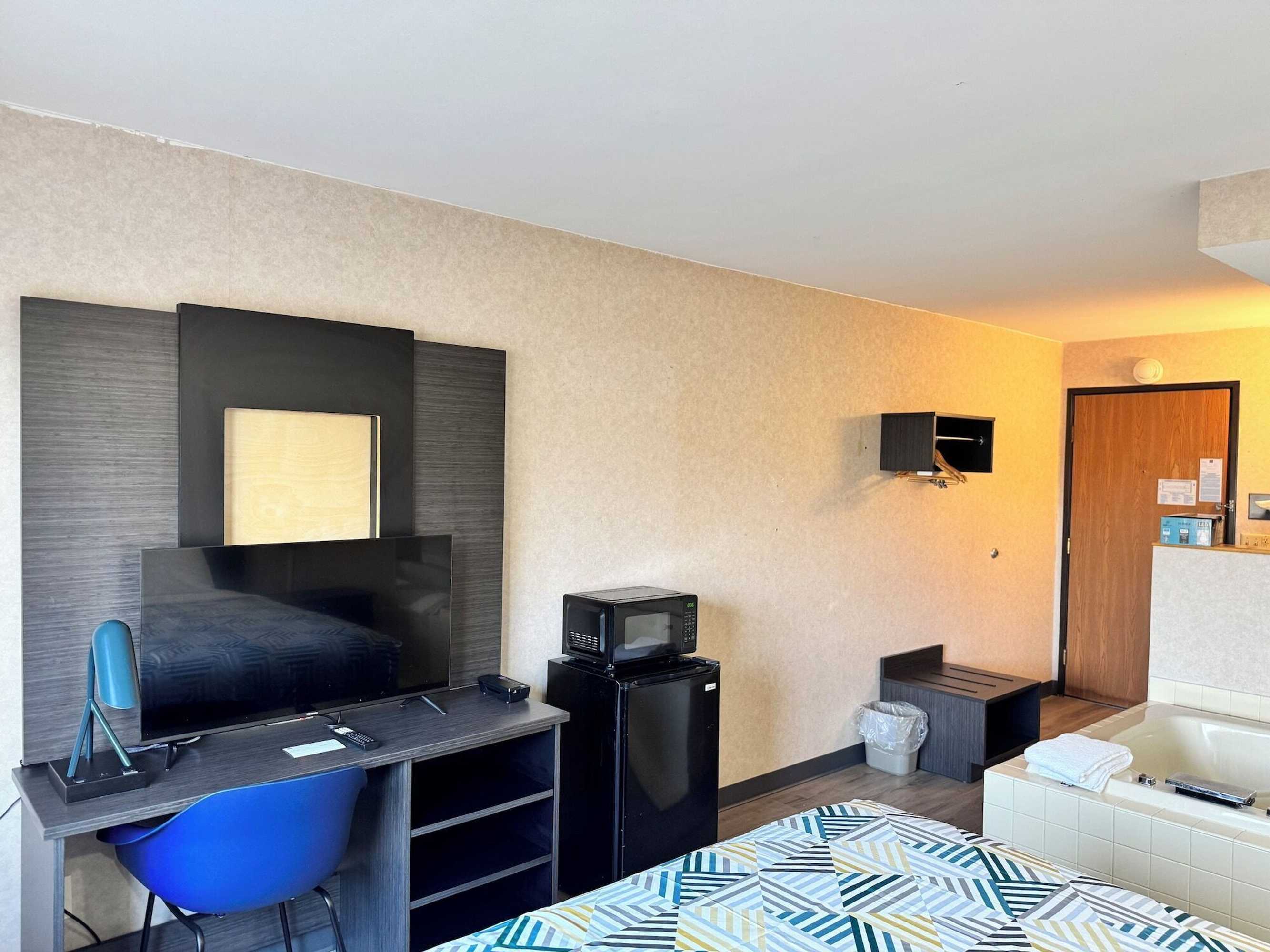 Gift card for Motel 6 Eau Claire, WI