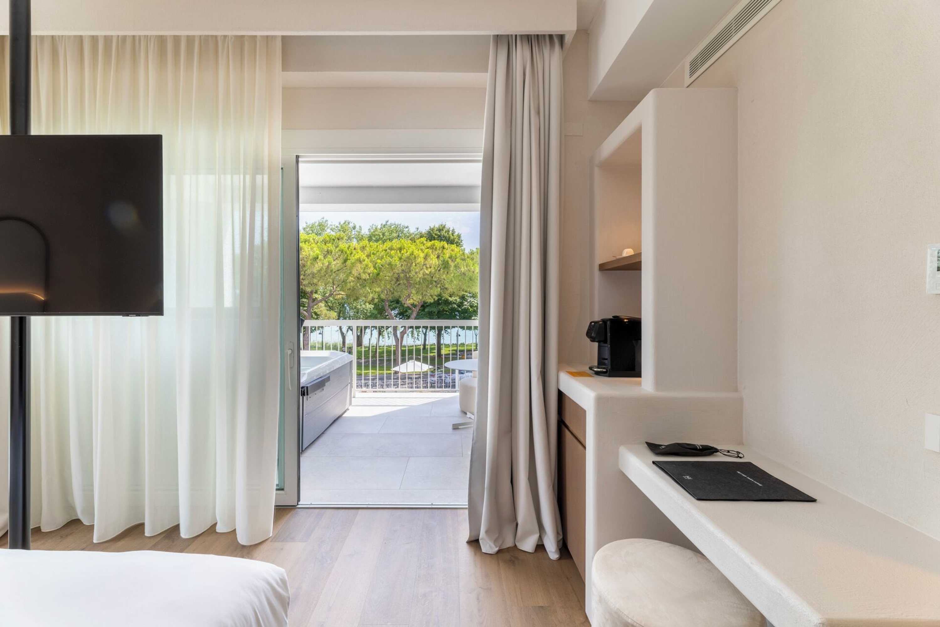 Gift card for Hi Hotels Sirmione Gift card for Hi Hotels Sirmione