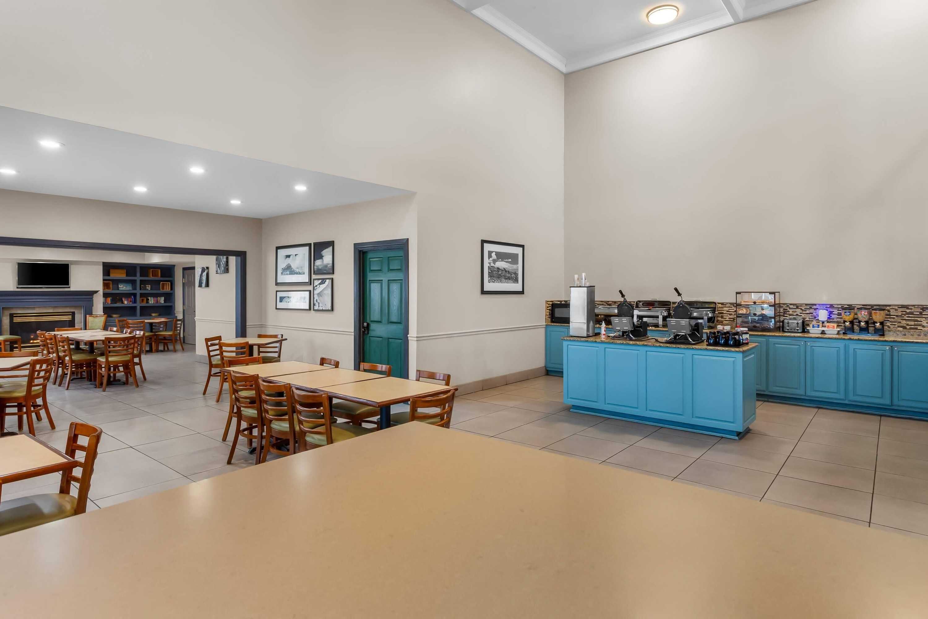 Gift card for Country Inn & Suites by Radisson, Beckley, WV