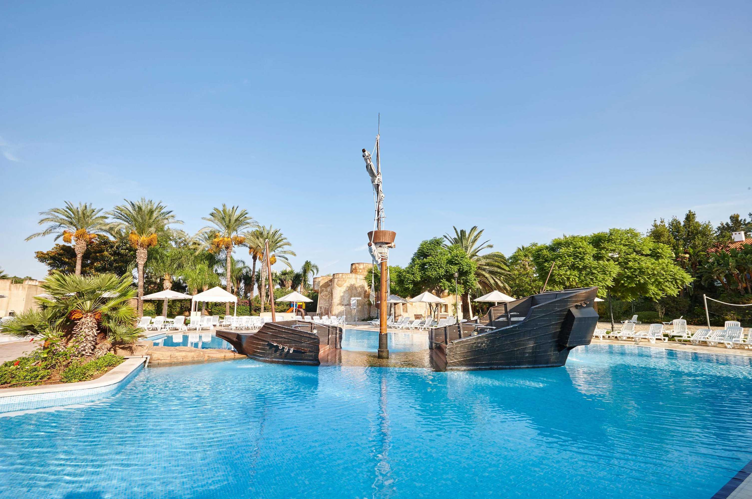 Gift card for Portaventura Hotel El Paso - Includes Unlimited Access to Portaventura Park & 1 Access to Ferrari Land Gift card for Portaventura Hotel El Paso - Includes Unlimited Access to Portaventura Park & 1 Access to Ferrari Land