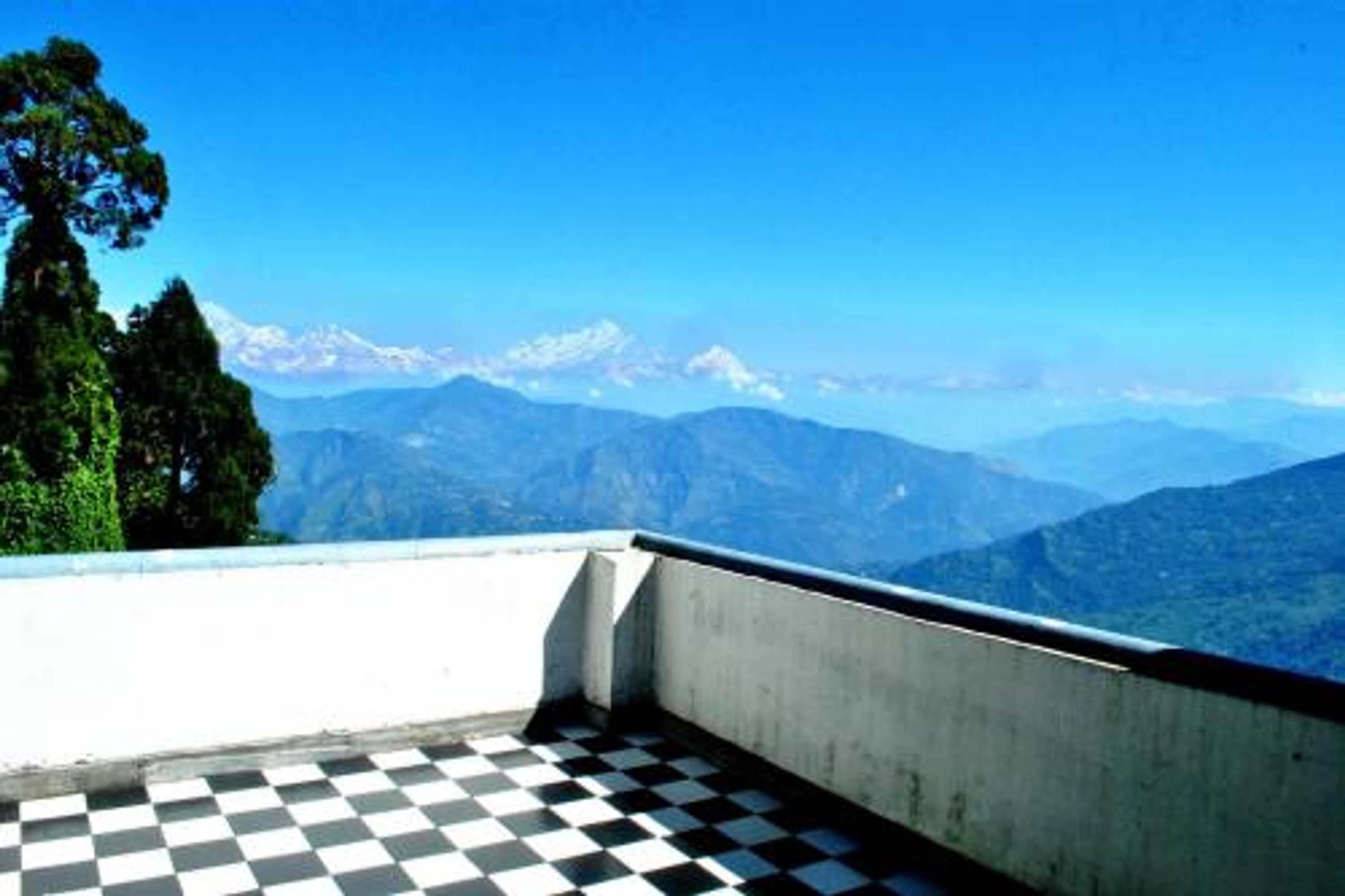 Gift card for Central Gleneagles Heritage Resort Former Bungalow of Ex-Tata Chairman Russi Mody The Mall Road Darjeeling Gift card for Central Gleneagles Heritage Resort Former Bungalow of Ex-Tata Chairman Russi Mody The Mall Road Darjeeling