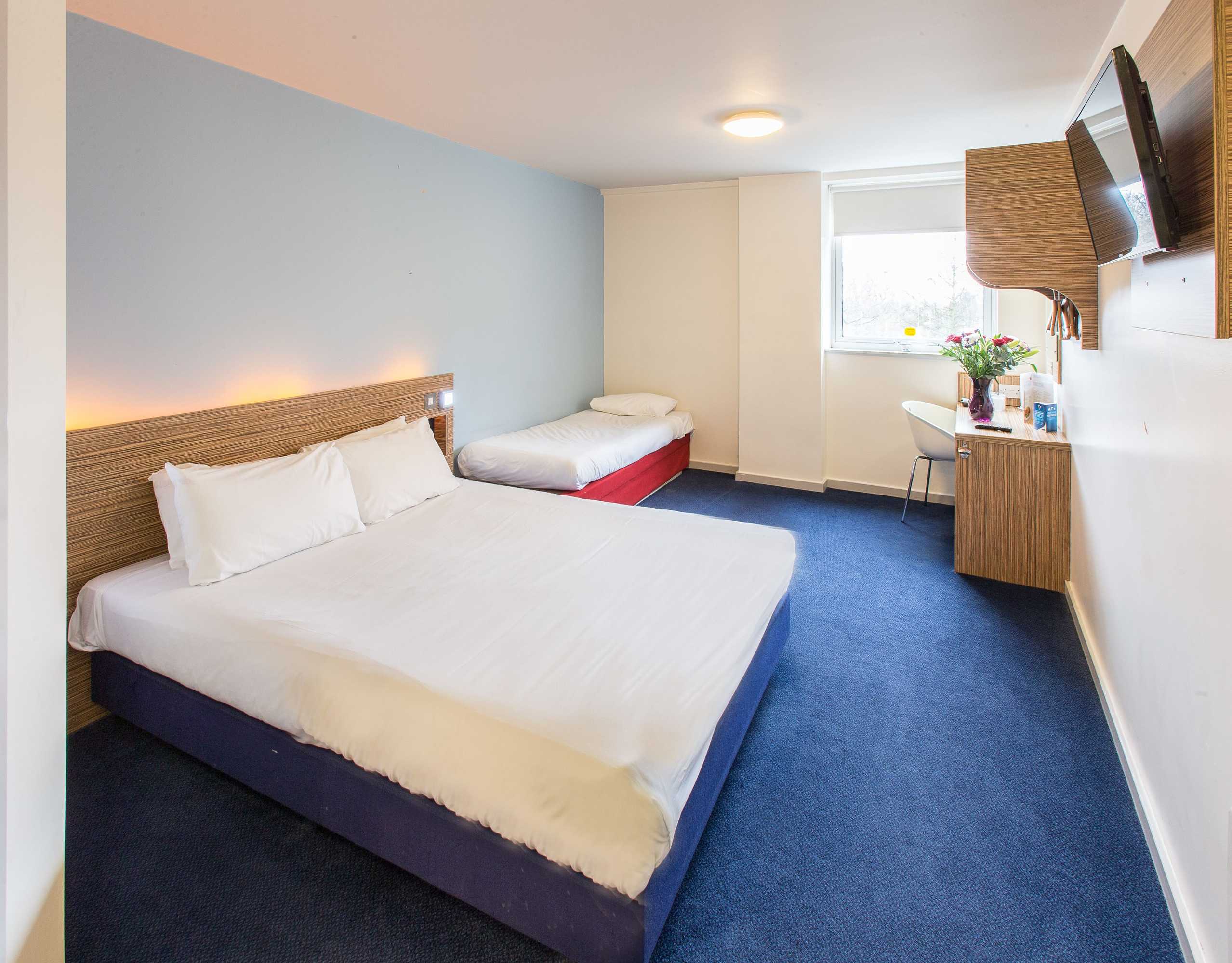 Gift card for Redwings Lodge Wolverhampton Gift card for Redwings Lodge Wolverhampton