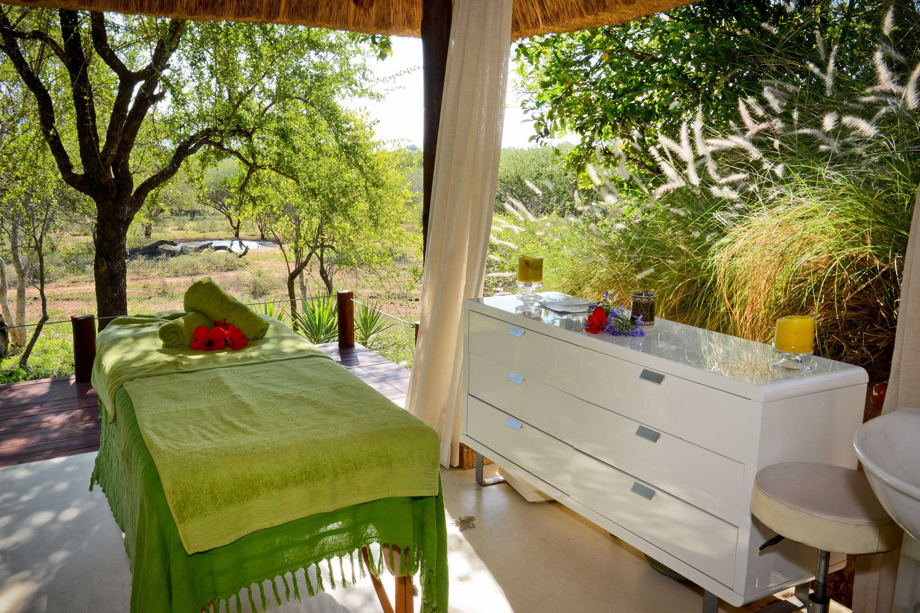Gift card for Khaya Ndlovu Safari Manor Gift card for Khaya Ndlovu Safari Manor