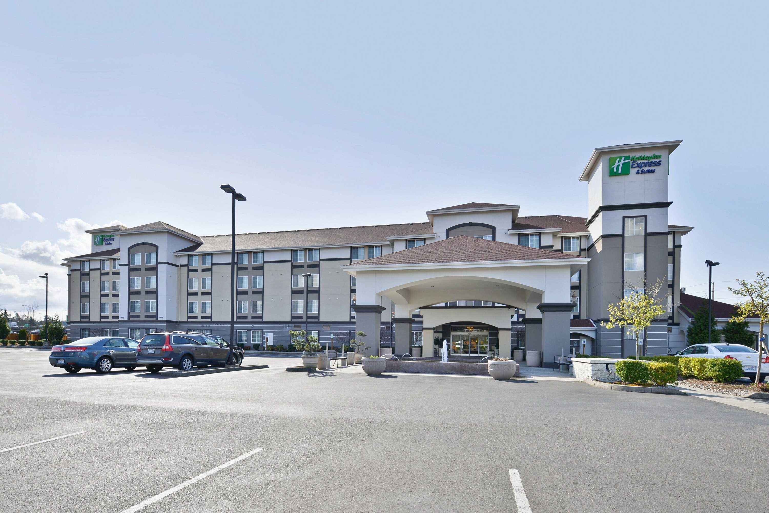 Gift card for Holiday Inn Express Tacoma South Lakewood by Ihg Gift card for Holiday Inn Express Tacoma South Lakewood by Ihg