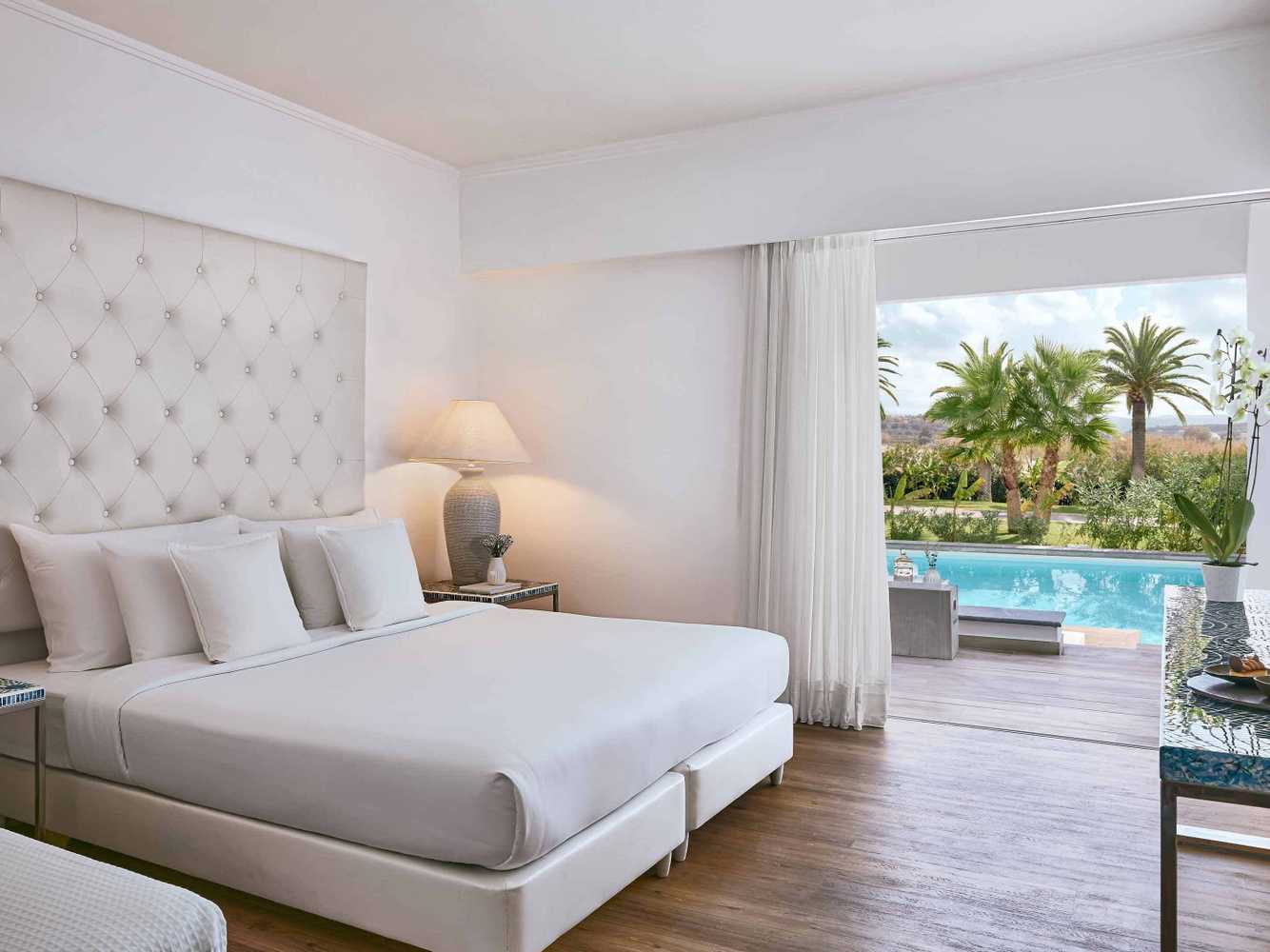 Gift card for Grecotel Luxme White Gift card for Grecotel Luxme White