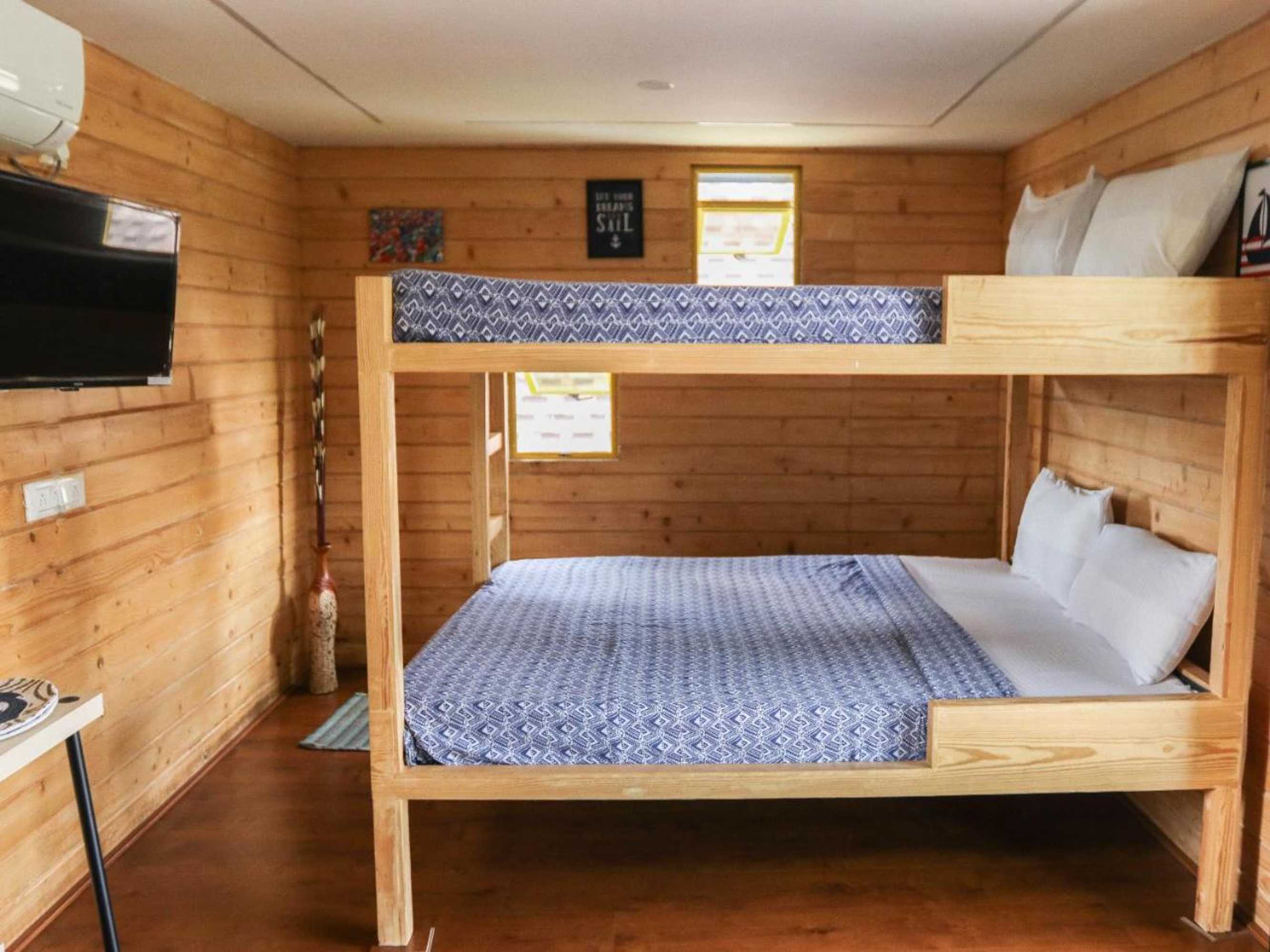 Gift card for 16 Bedouin