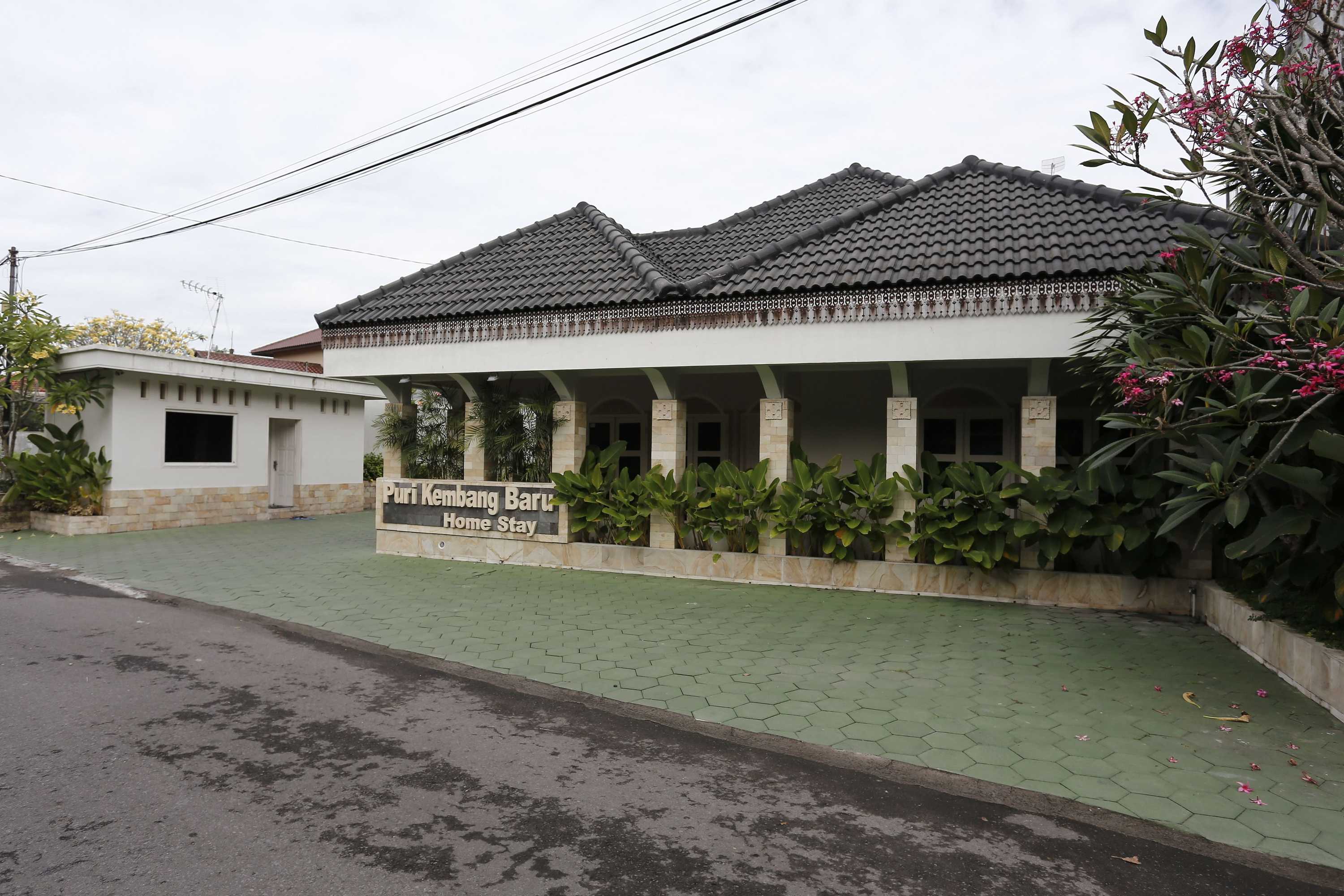 Gift card for Reddoorz Plus Near Adisucipto Airport 2 Gift card for Reddoorz Plus Near Adisucipto Airport 2