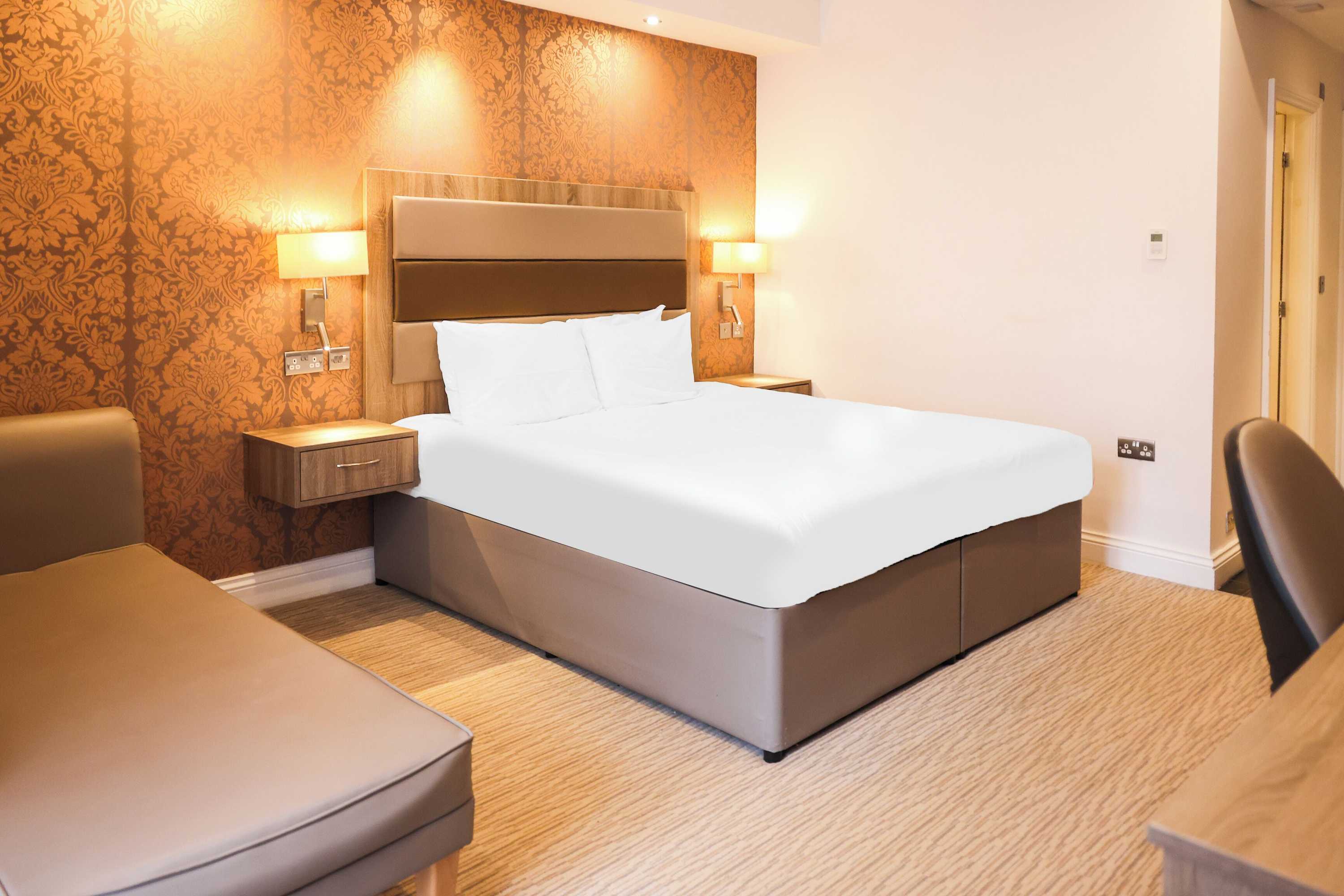 Gift card for Oyo Tong Park Hotel Gift card for Oyo Tong Park Hotel
