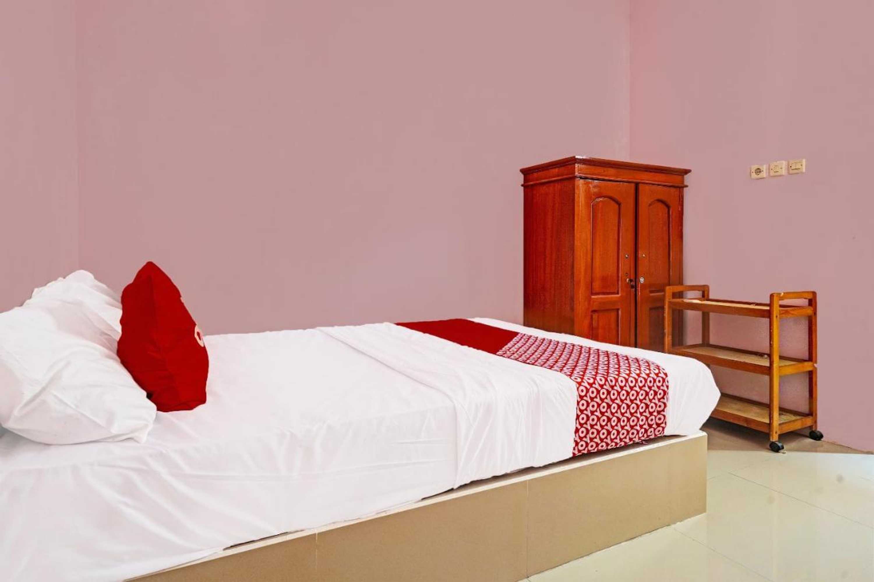 Gift card for Oyo 92062 Pondok Aurel Wahidin